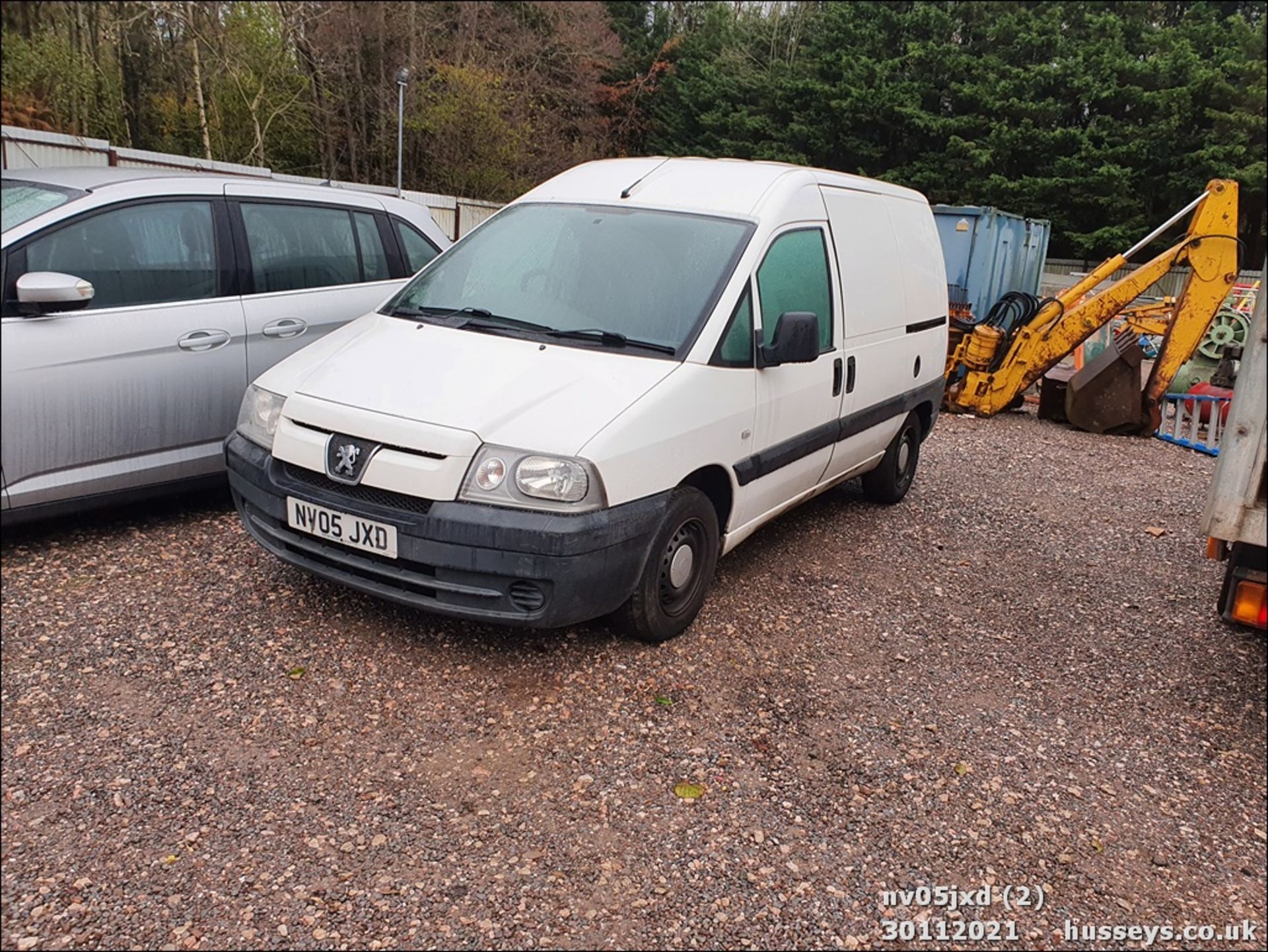 05/05 PEUGEOT EXPERT 815D - 1868cc 6dr Van (White) - Image 3 of 43