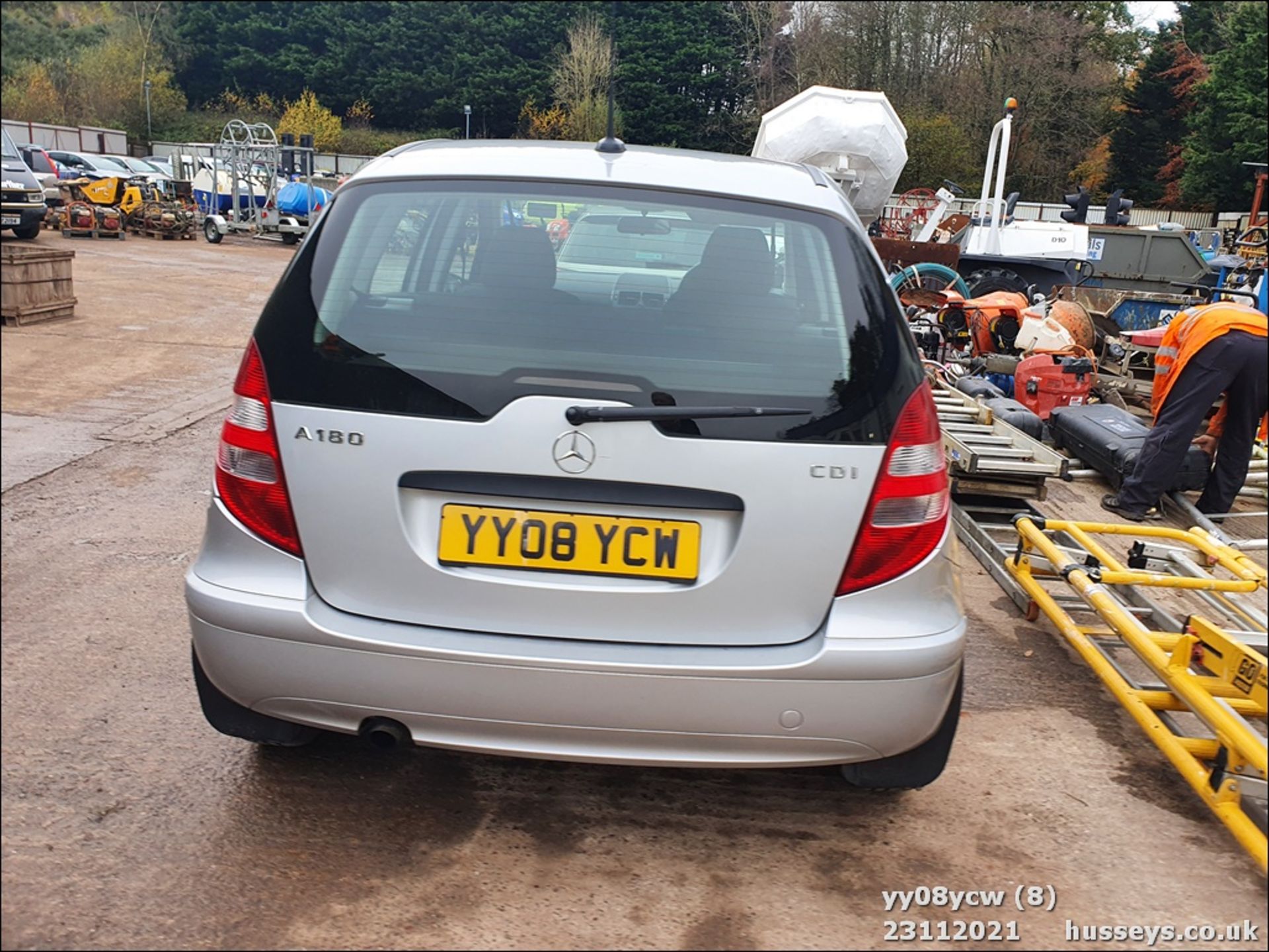 08/08 MERCEDES A180 CDI CLASSIC SE CVT - 1992cc 5dr Hatchback (Silver, 54k) - Image 8 of 27