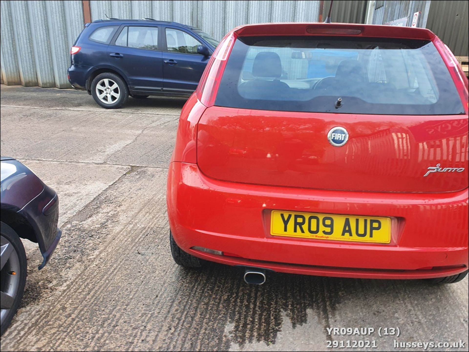 09/09 FIAT G PUNTO SPORTING MULTIJET - 1910cc 3dr Hatchback (Red, 105k) - Image 13 of 20