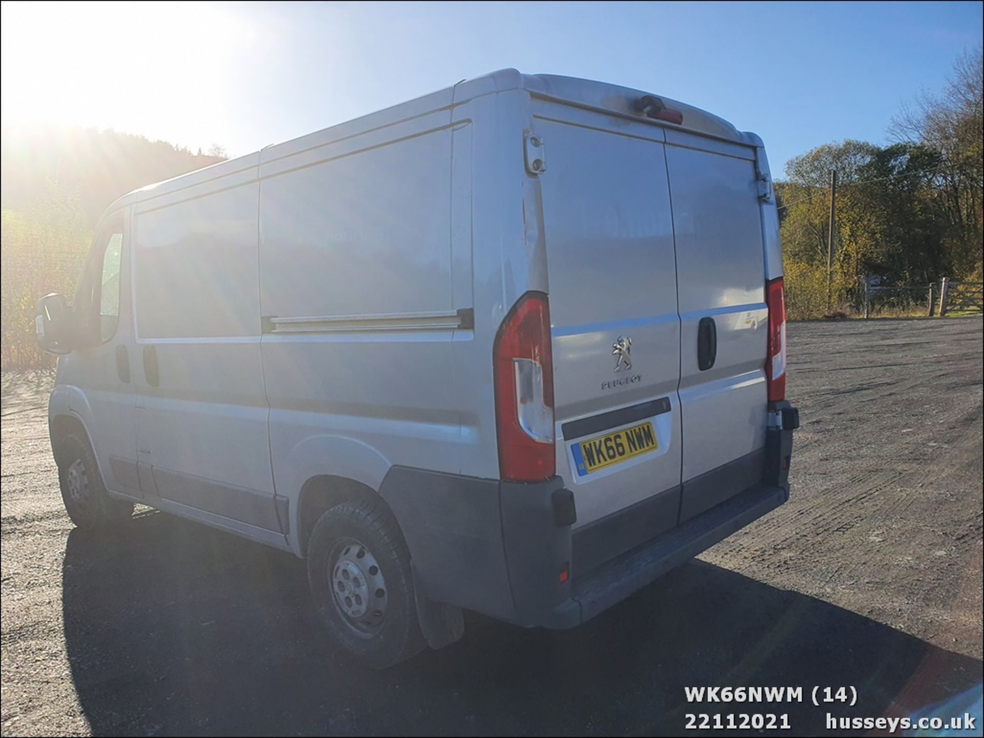 16/66 PEUGEOT BOXER 333 PRO L1H1 BLUE H - 1997cc 5dr Van (Silver, 76k) - Image 14 of 29