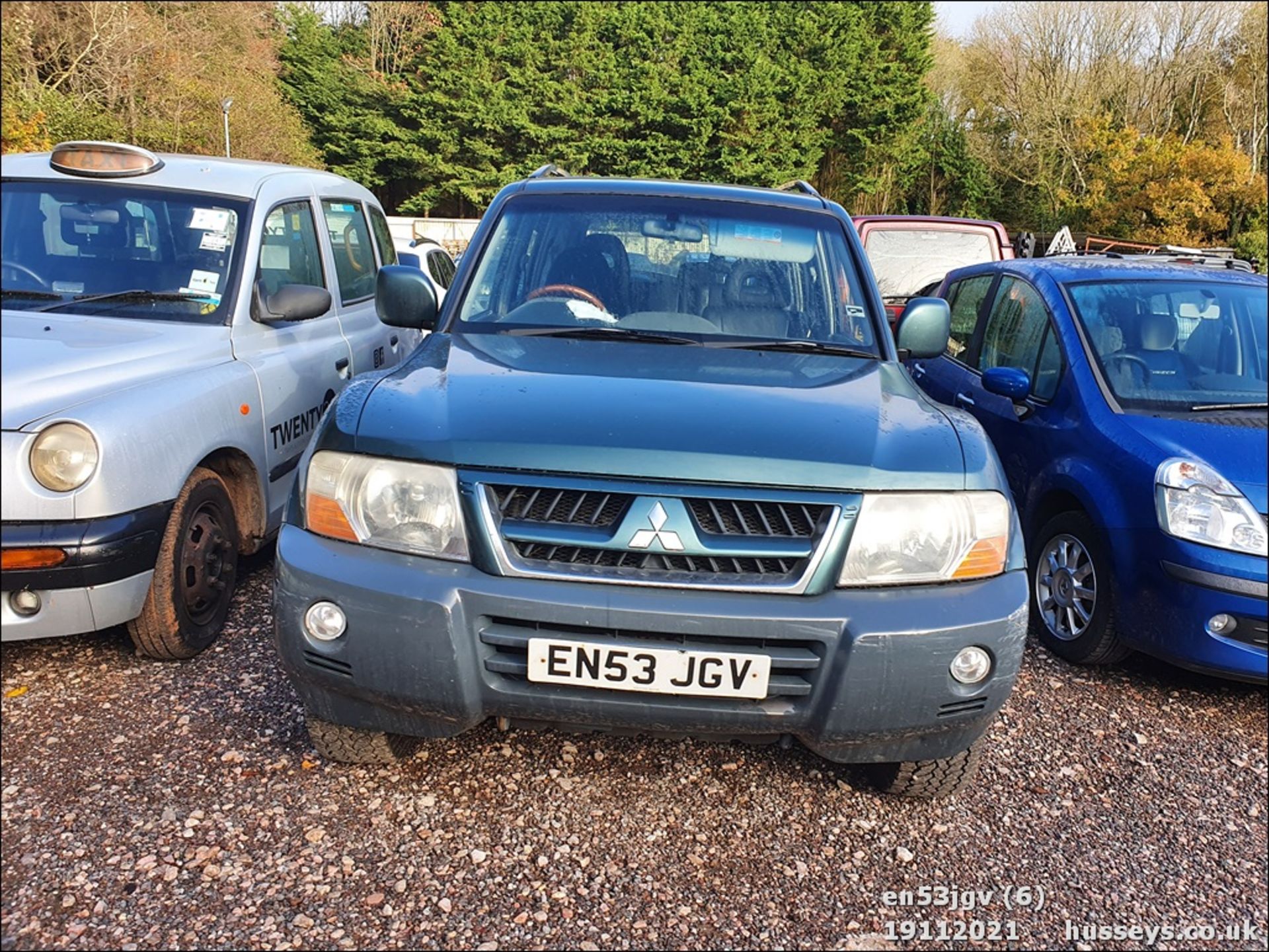 04/53 MITSUBISHI SHOGUN DI-D ELEG-CE LWB A - 3200cc 5dr Estate (Green/grey, 172k) - Image 6 of 21