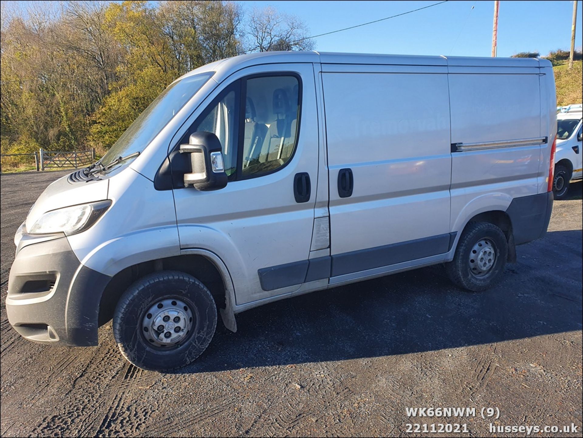 16/66 PEUGEOT BOXER 333 PRO L1H1 BLUE H - 1997cc 5dr Van (Silver, 76k) - Image 9 of 29