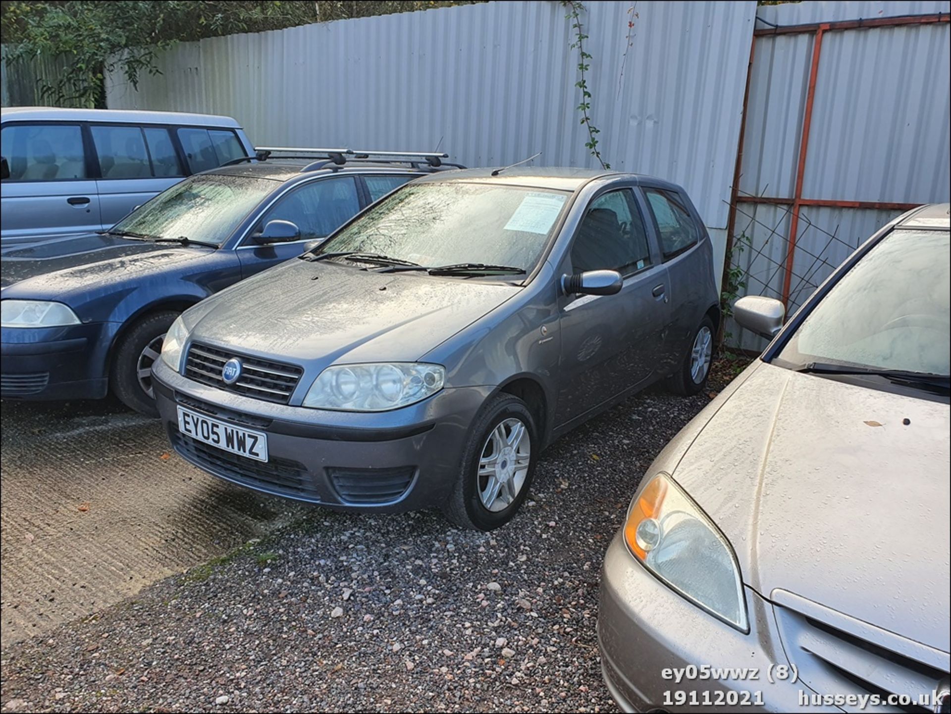 05/05 FIAT PUNTO DYNAMIC 8V - 1242cc 3dr Hatchback (Grey) - Image 8 of 20