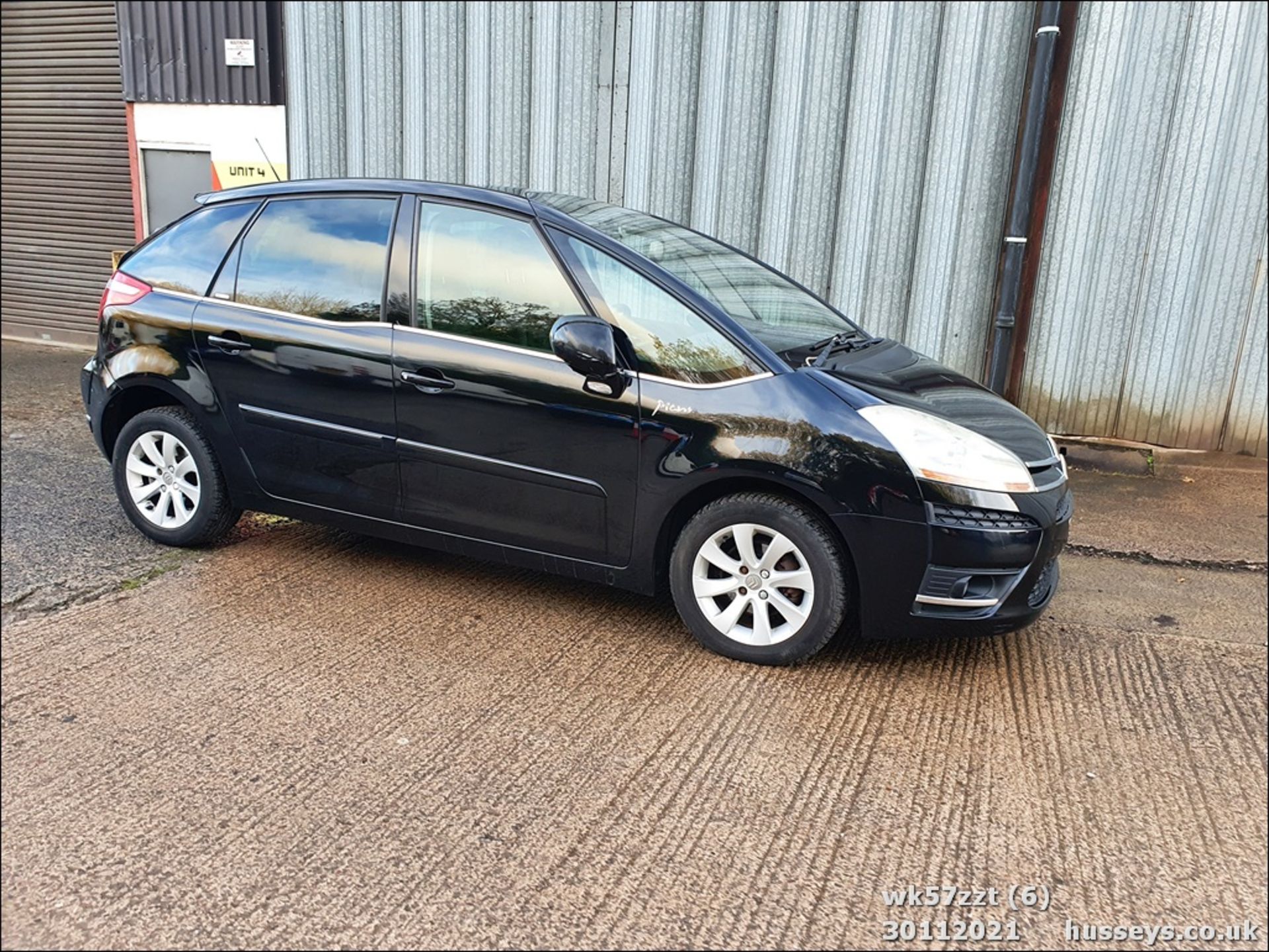 07/57 CITROEN C4 PICASSO 5 EXCL HDI EGS - 1560cc 5dr MPV (Black, 120k) - Image 6 of 29