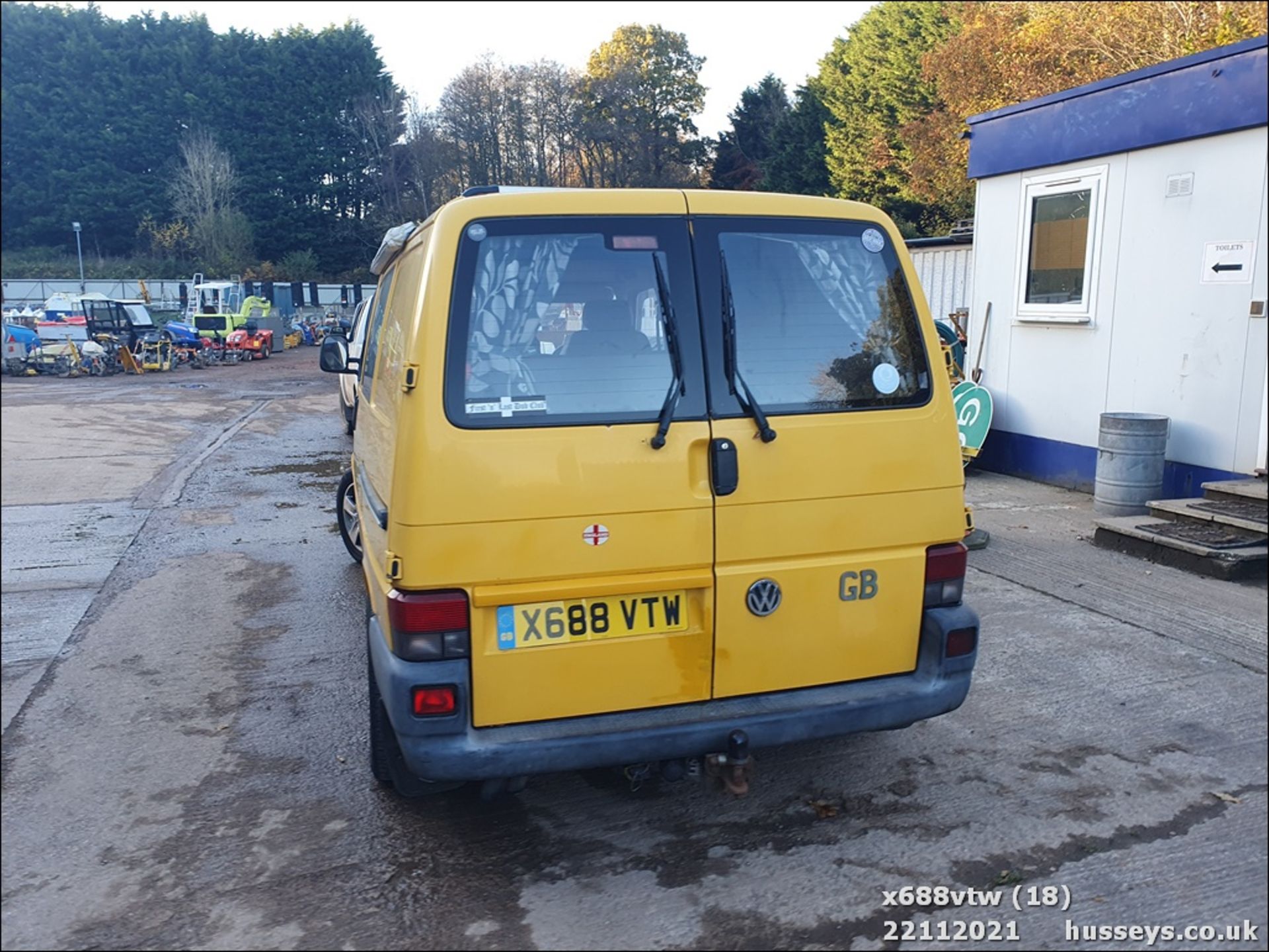 2000 VOLKSWAGEN TRANSPORTER TDI SWB - 2461cc 5dr Van (Yellow, 255k) - Image 19 of 28