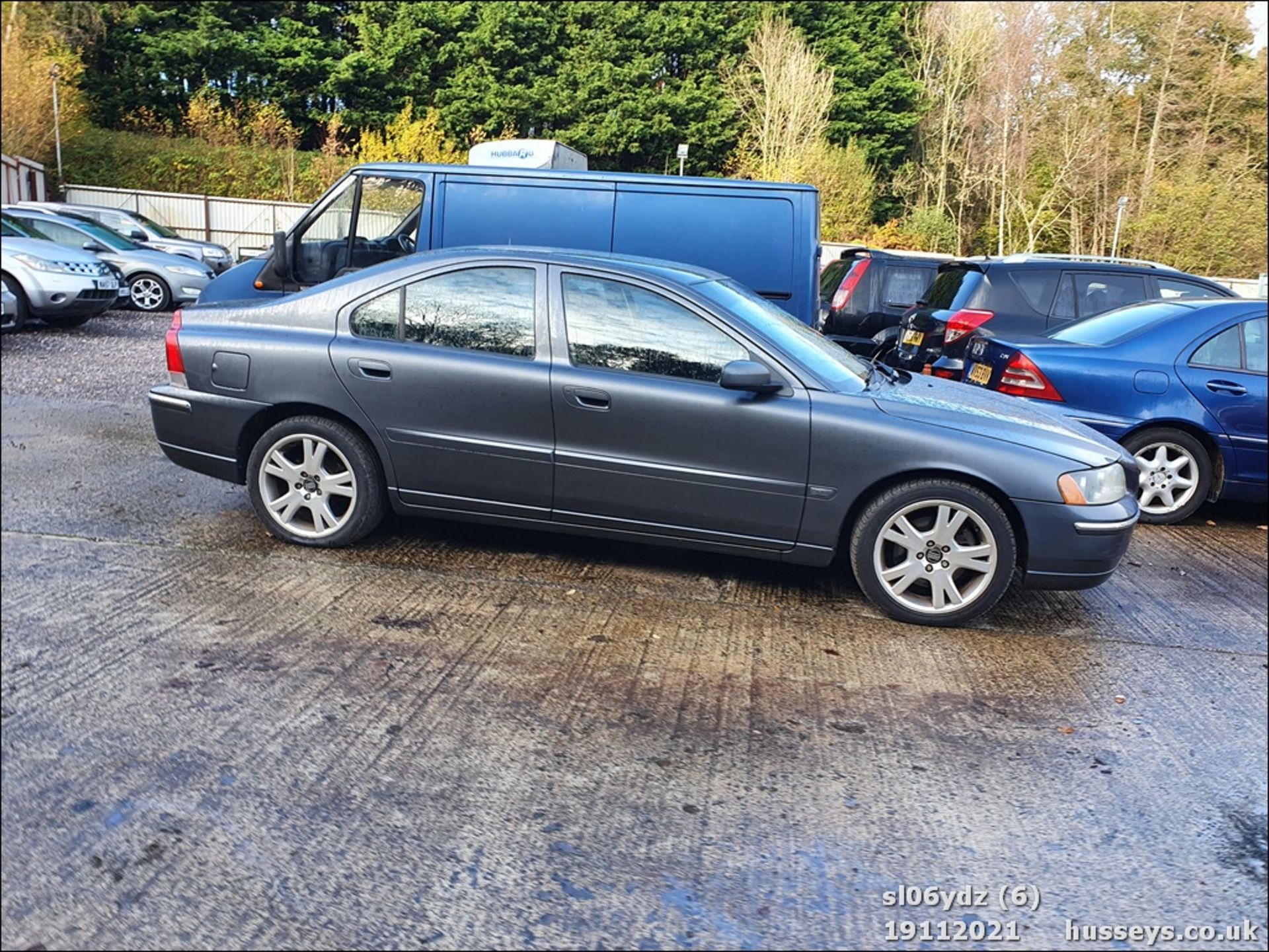 06/06 VOLVO S60 SE D 185 E4 - 2401cc 4dr Saloon (Grey) - Image 6 of 31