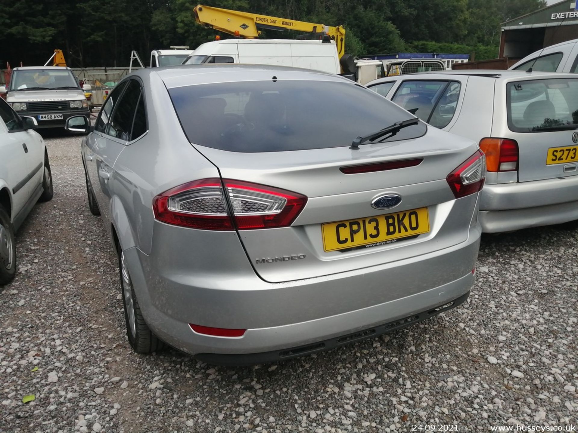 13/13 FORD MONDEO ZETEC BUSINESS EDN - 1997cc 5dr Hatchback (Silver, 111k) - Image 7 of 12