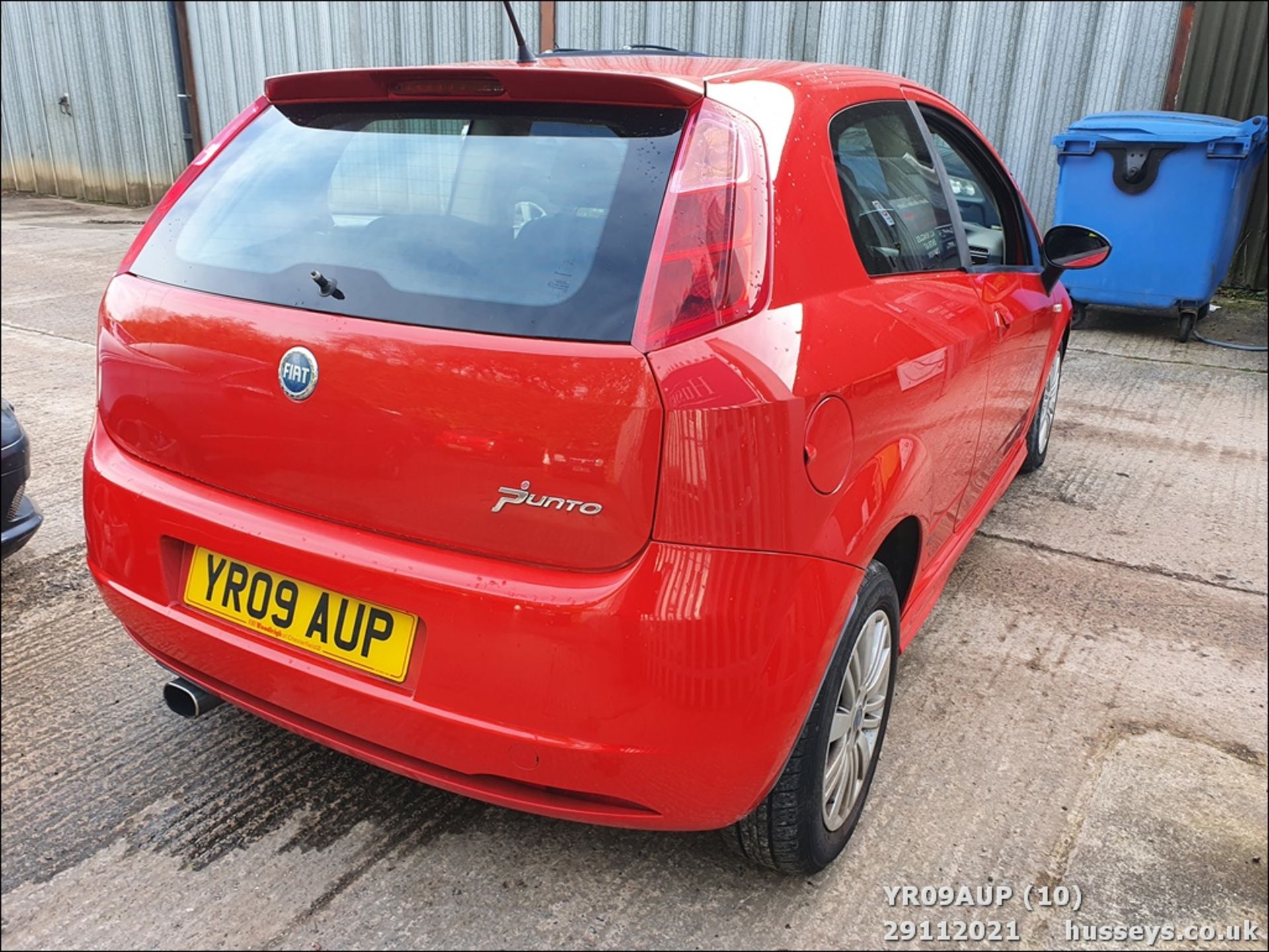 09/09 FIAT G PUNTO SPORTING MULTIJET - 1910cc 3dr Hatchback (Red, 105k) - Image 10 of 20