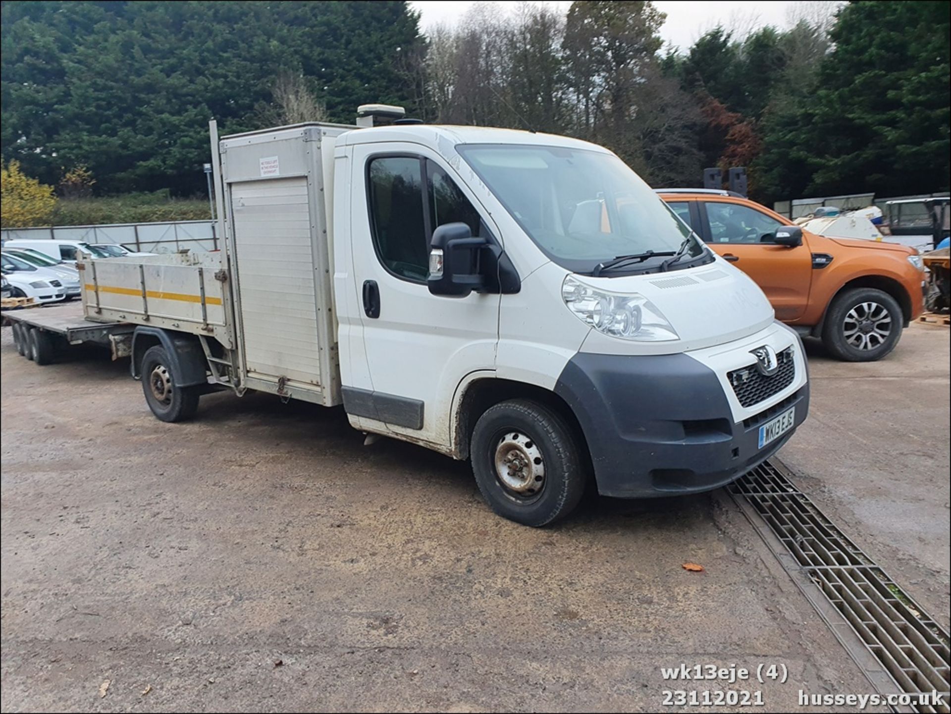 13/13 PEUGEOT BOXER 335 L2S HDI - 2198cc 2dr Tipper (White, 102k) - Image 4 of 22