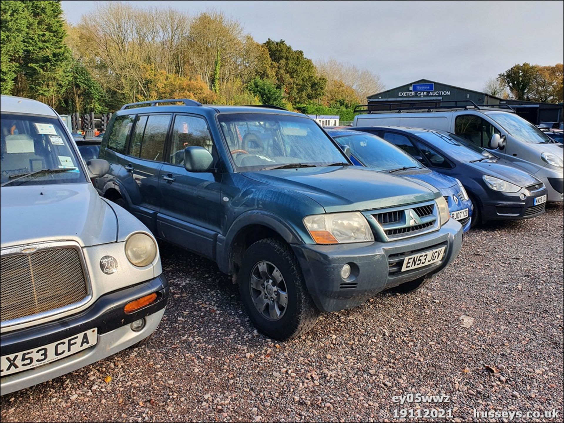 04/53 MITSUBISHI SHOGUN DI-D ELEG-CE LWB A - 3200cc 5dr Estate (Green/grey, 172k) - Image 2 of 21