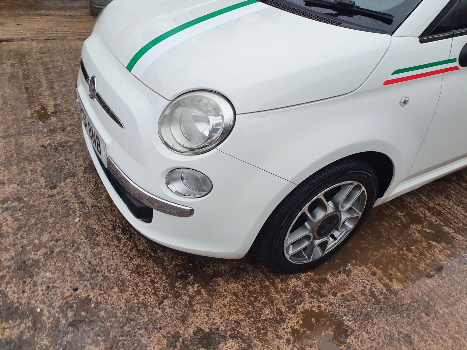 11/61 FIAT 500 LOUNGE - 875cc 3dr Hatchback (White, 41k) - Image 24 of 31