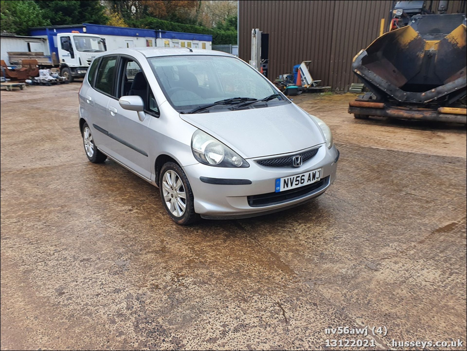 06/56 HONDA JAZZ SE - 1339cc 5dr Hatchback (Silver, 87k) - Image 5 of 44