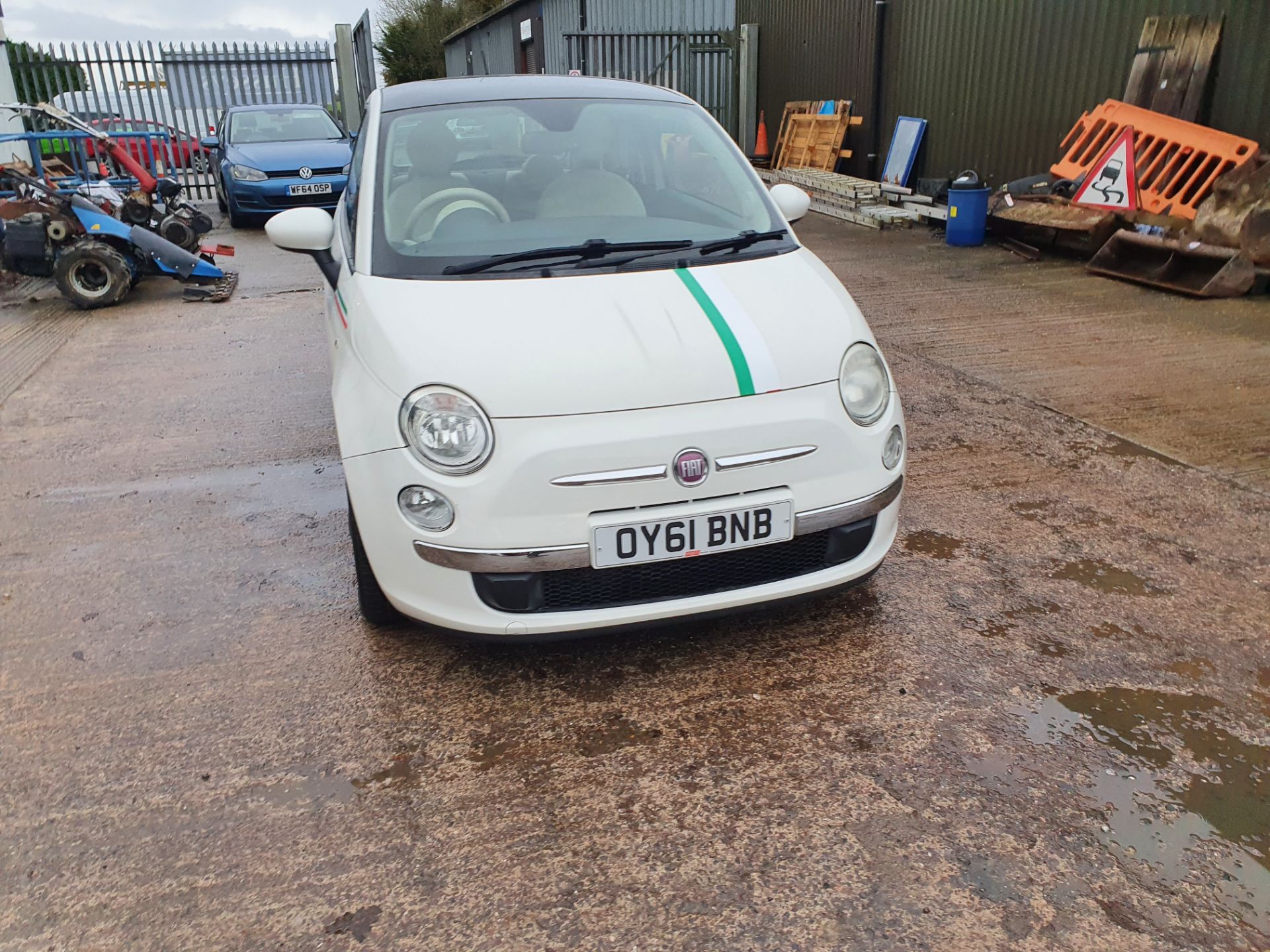 11/61 FIAT 500 LOUNGE - 875cc 3dr Hatchback (White, 41k) - Image 5 of 31