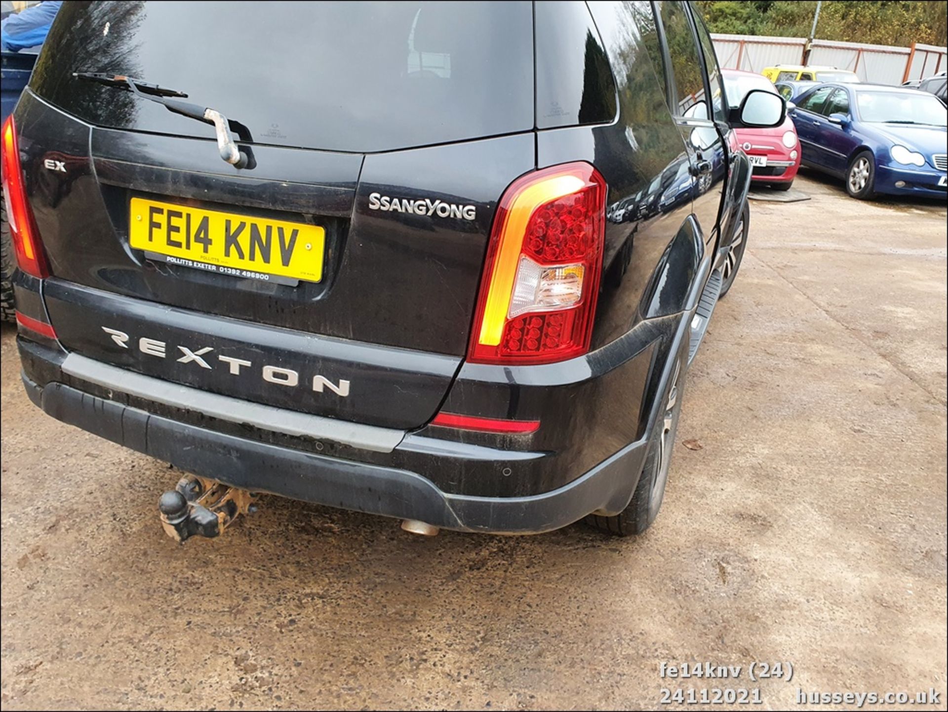 14/14 SSANGYONG REXTON EX AUTO - 1998cc 5dr Estate (Black) - Image 24 of 31