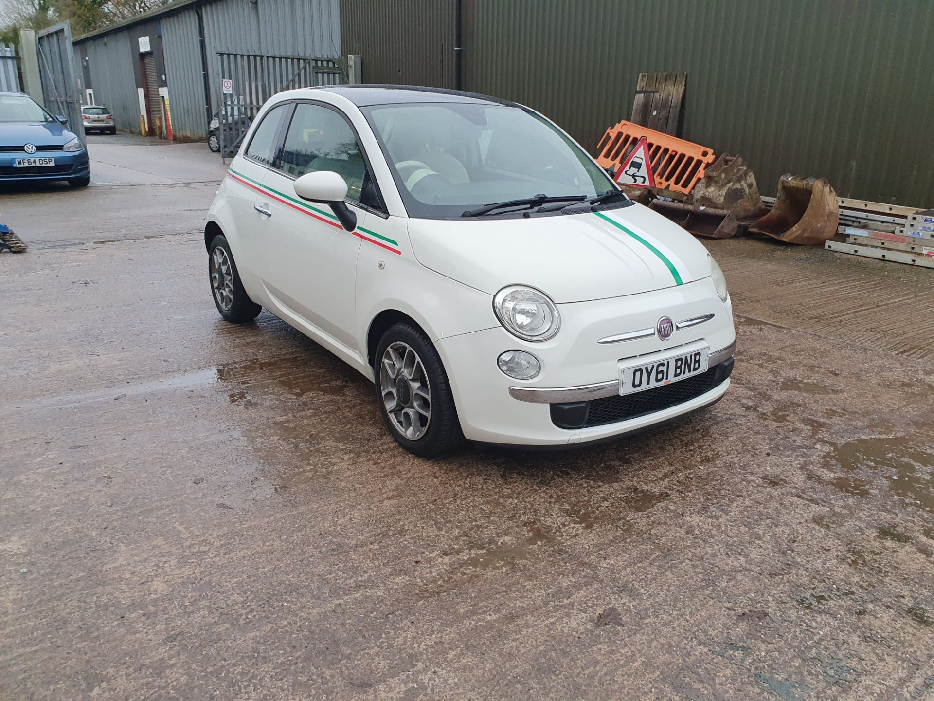 11/61 FIAT 500 LOUNGE - 875cc 3dr Hatchback (White, 41k) - Image 3 of 31