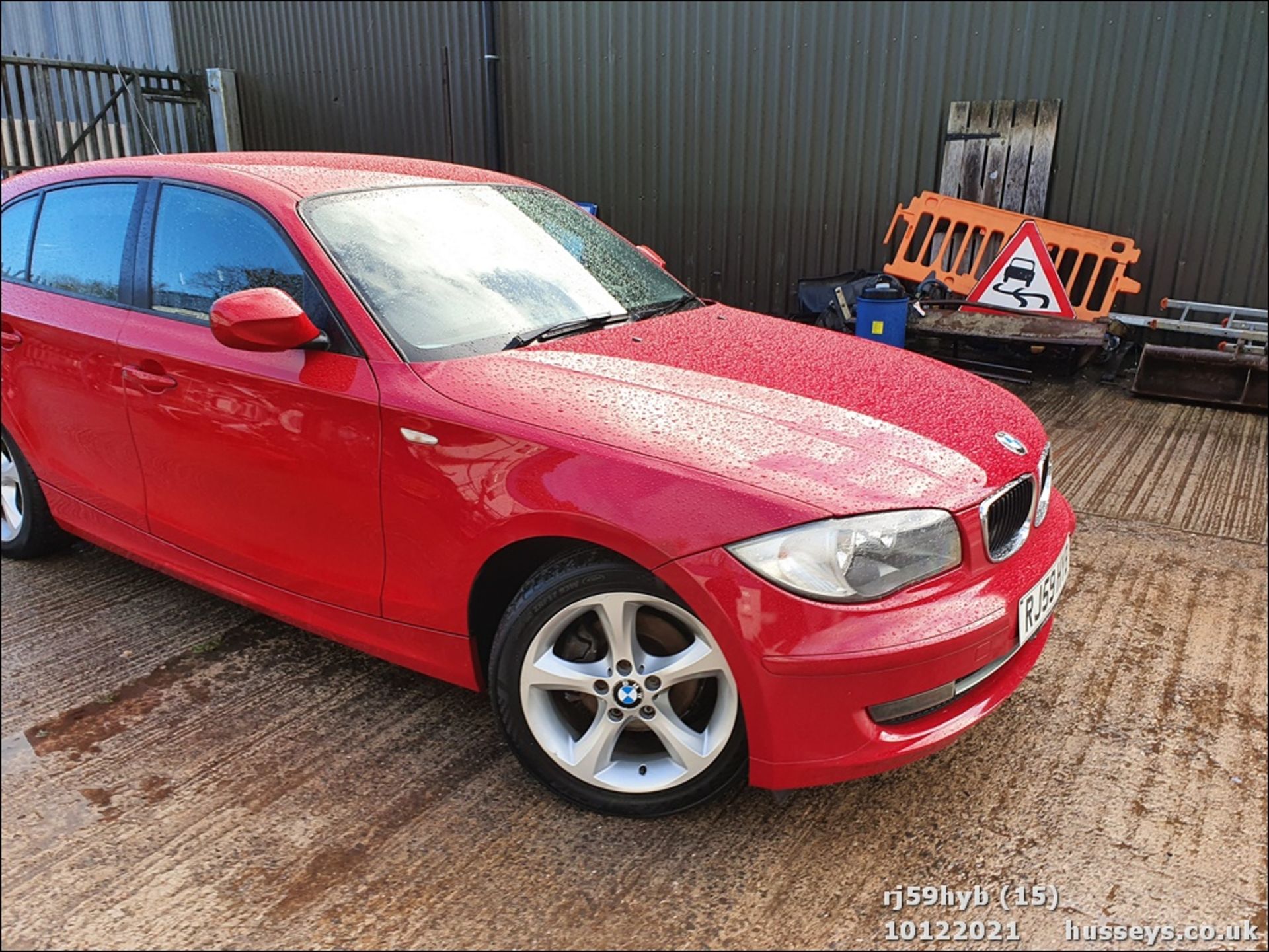 10/59 BMW 118D SPORT - 1995cc 5dr Hatchback (Red) - Image 15 of 39