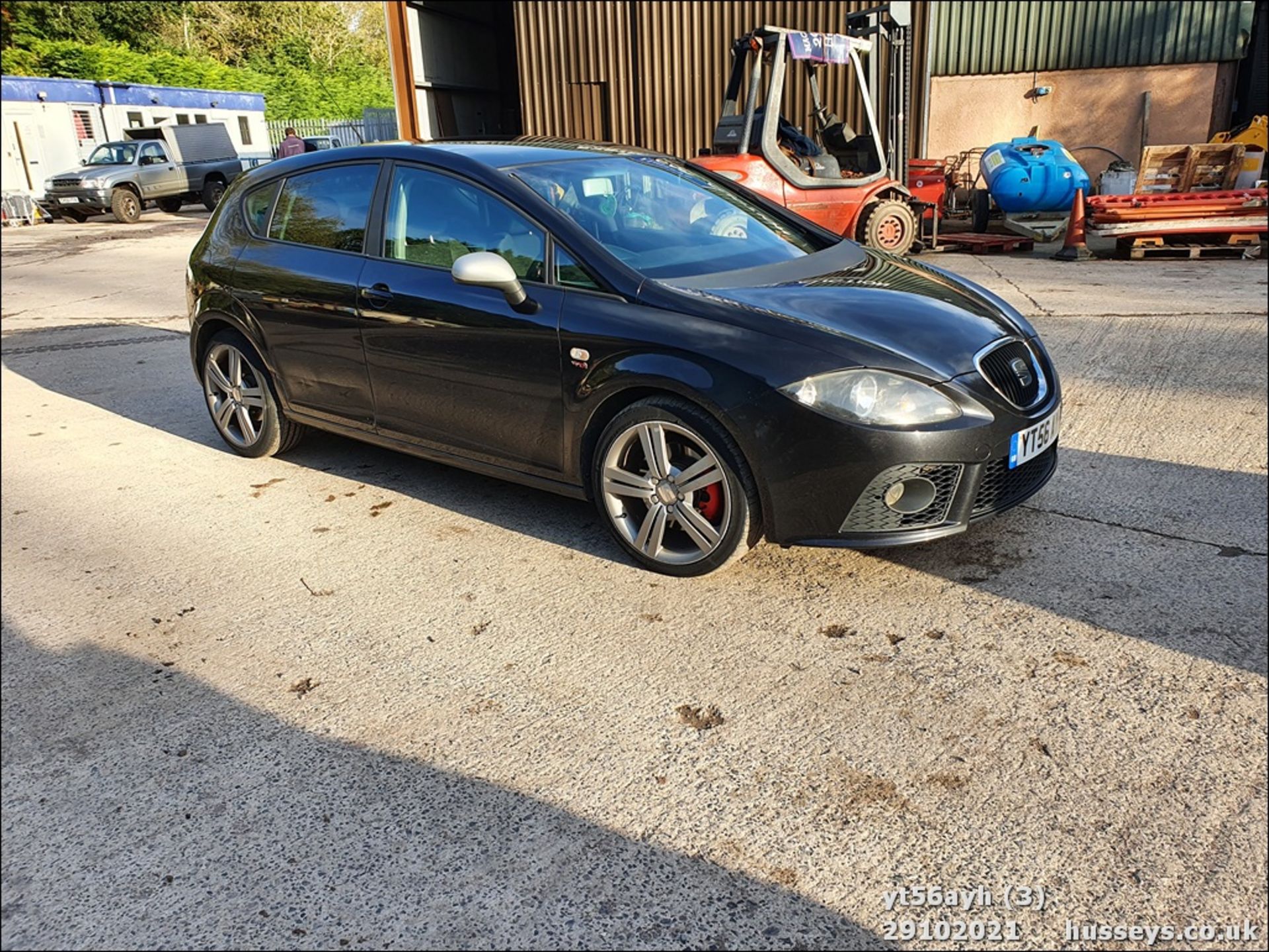 06/56 SEAT LEON FR TDI - 1968cc 5dr Hatchback (Black, 206k) - Image 3 of 17