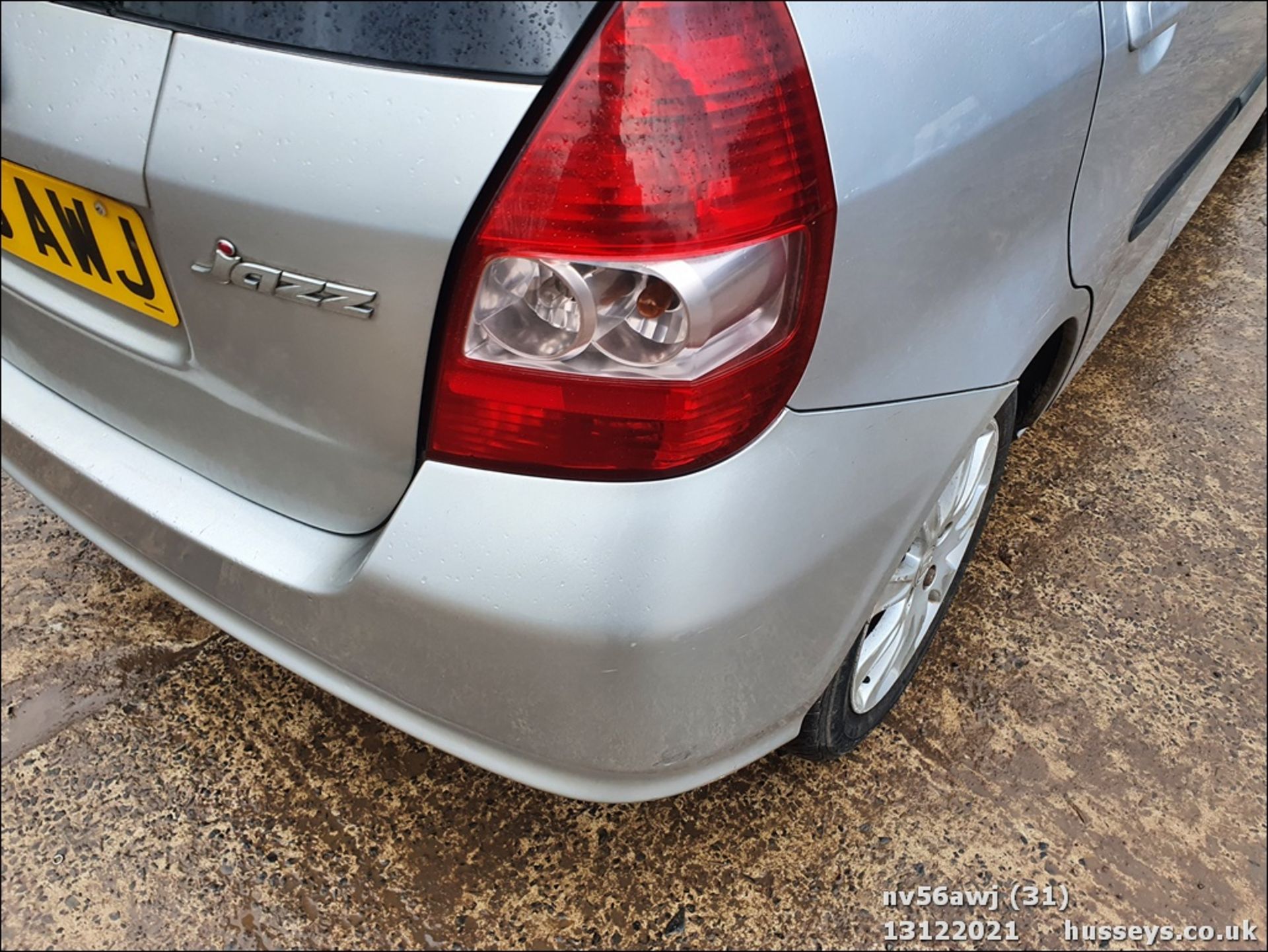 06/56 HONDA JAZZ SE - 1339cc 5dr Hatchback (Silver, 87k) - Image 32 of 44