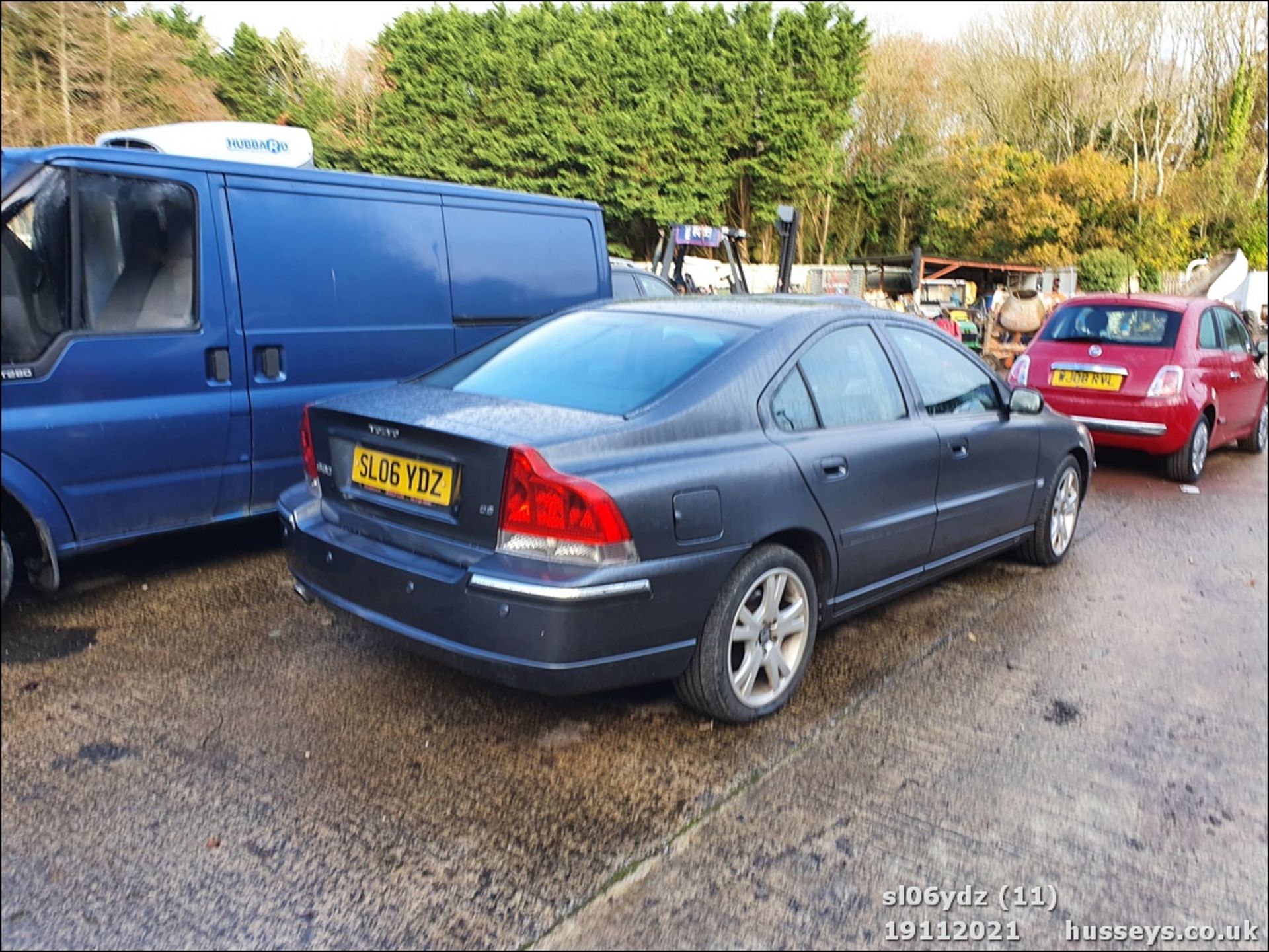 06/06 VOLVO S60 SE D 185 E4 - 2401cc 4dr Saloon (Grey) - Image 11 of 31