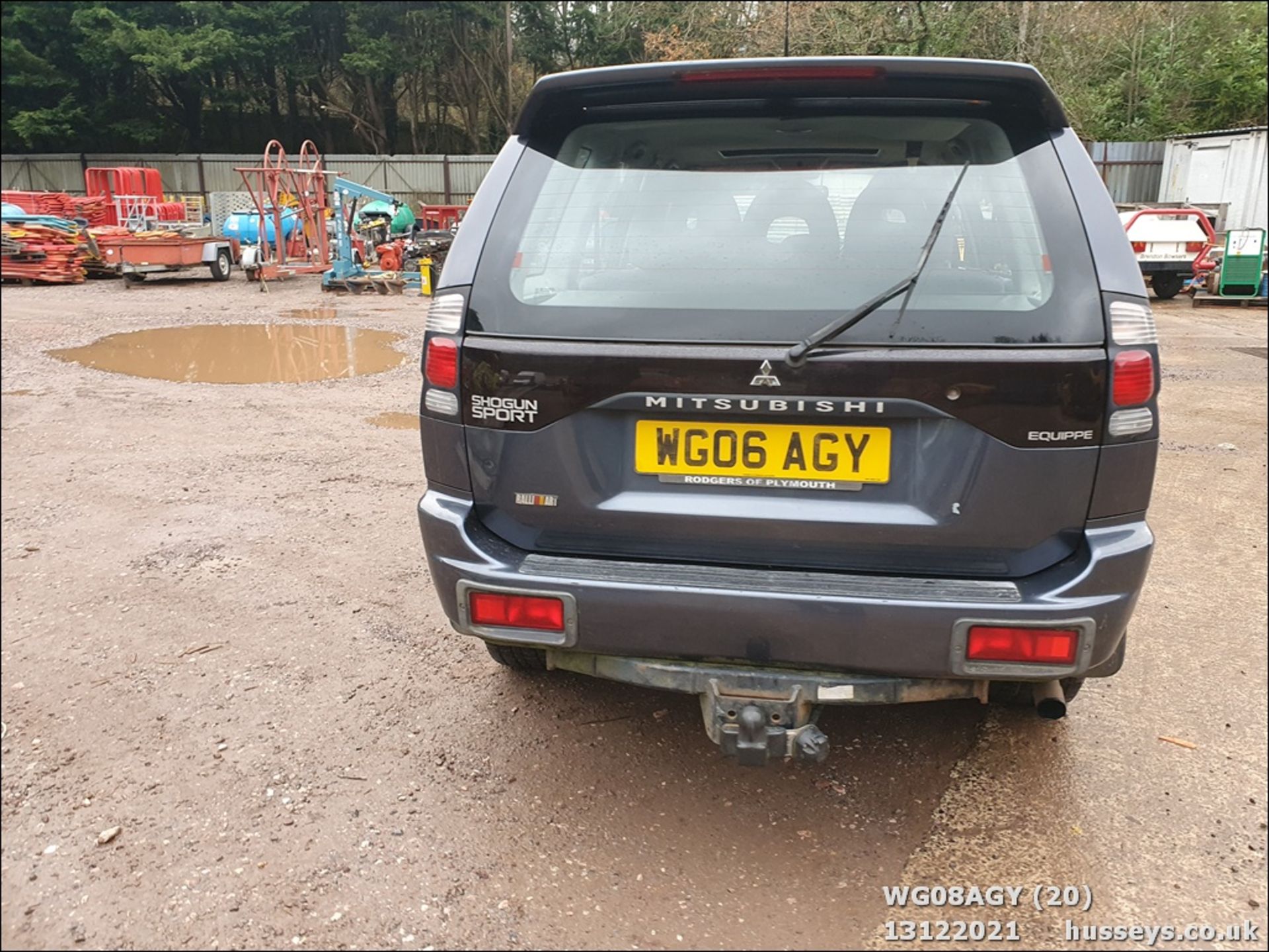 06/06 MITSUBISHI SHOGUN SPORT EQUIPPE TD - 2477cc 5dr Estate (Grey, 104k) - Image 21 of 29