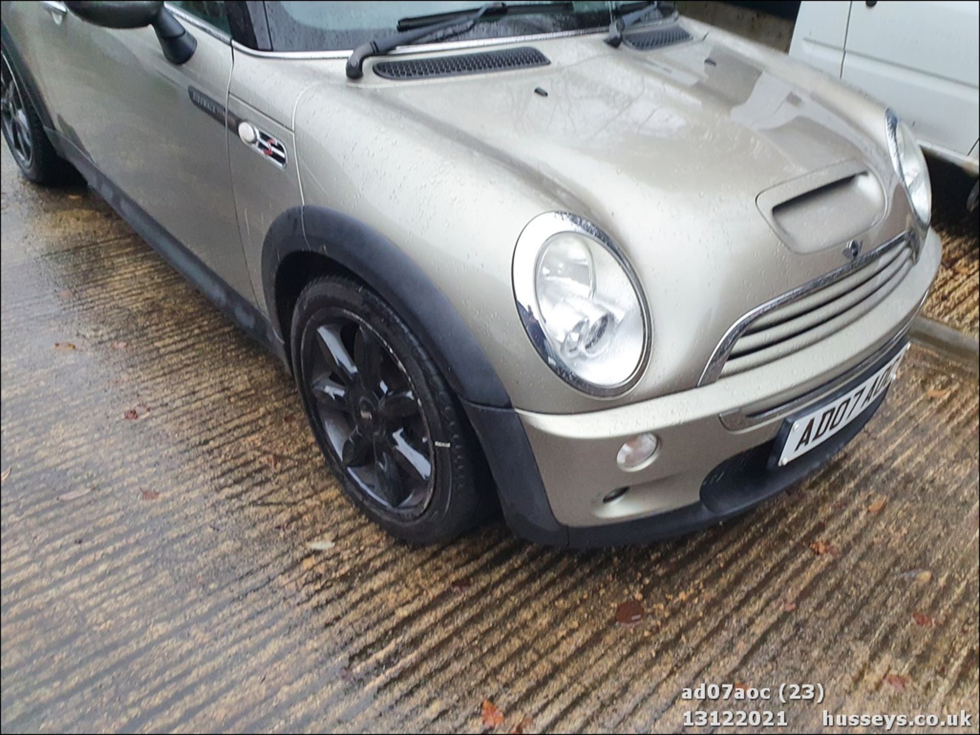 07/07 MINI COOPER S SIDEWALK - 1598cc 2dr Convertible (Silver) - Image 23 of 30