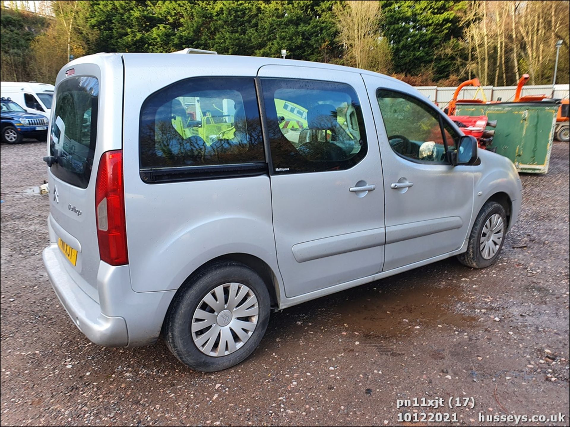 11/11 CITROEN BERLINGO MSPACE VTR HDI74 - 1560cc 5dr MPV (Silver) - Image 17 of 31