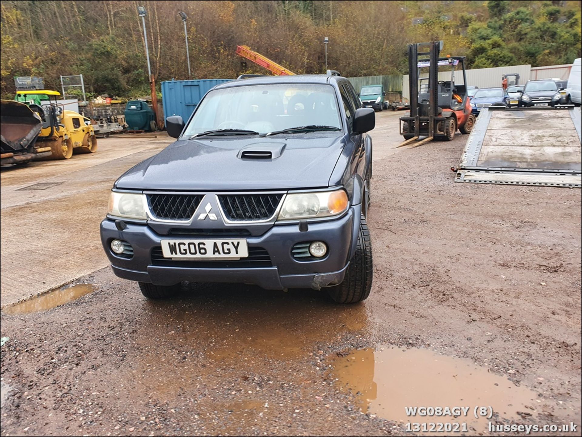 06/06 MITSUBISHI SHOGUN SPORT EQUIPPE TD - 2477cc 5dr Estate (Grey, 104k) - Image 9 of 29