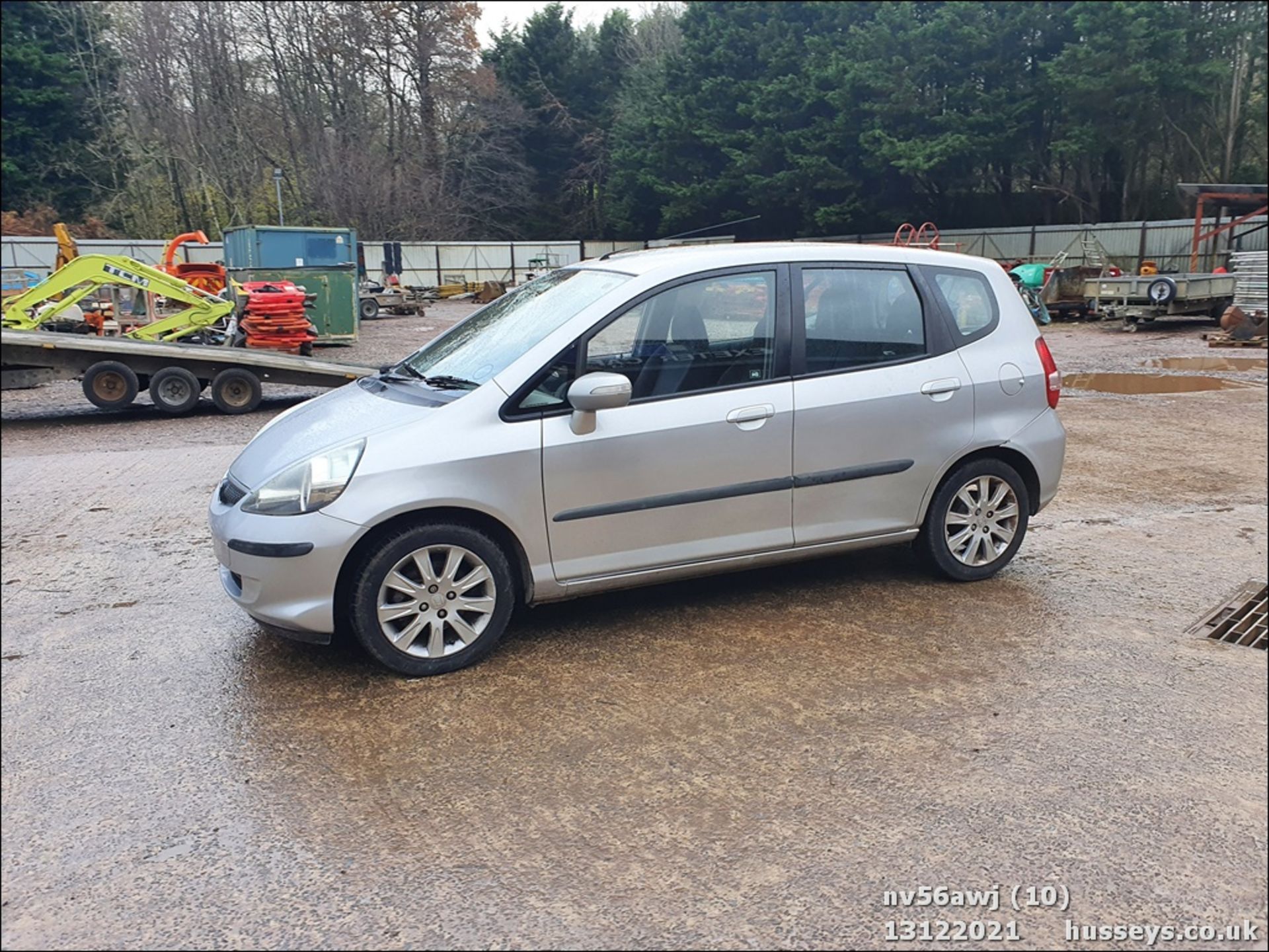 06/56 HONDA JAZZ SE - 1339cc 5dr Hatchback (Silver, 87k) - Image 11 of 44