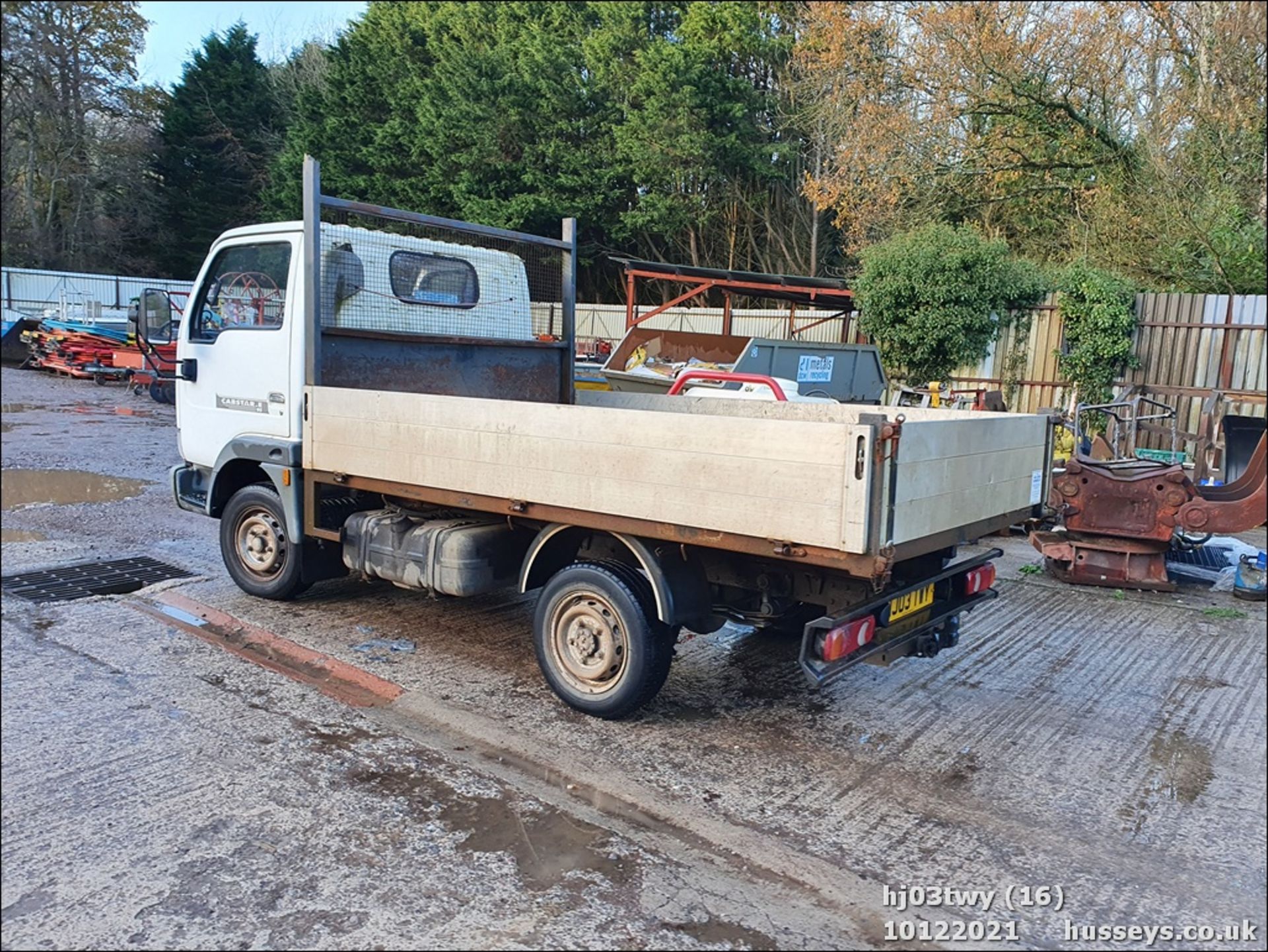 03/03 NISSAN CABSTAR E95 SWB - 2664cc 2dr Tipper (White, 90k) - Image 10 of 24