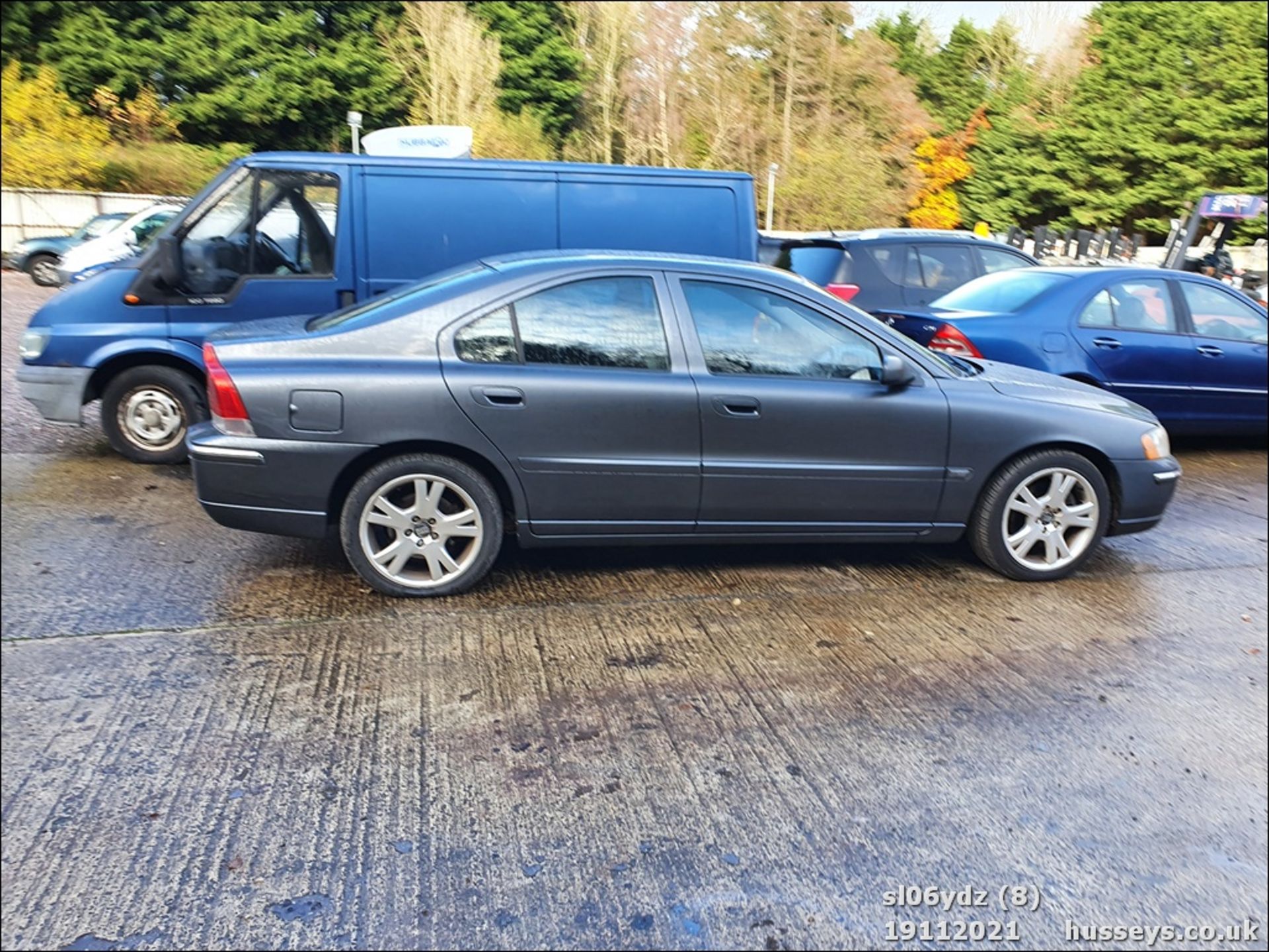 06/06 VOLVO S60 SE D 185 E4 - 2401cc 4dr Saloon (Grey) - Image 8 of 31