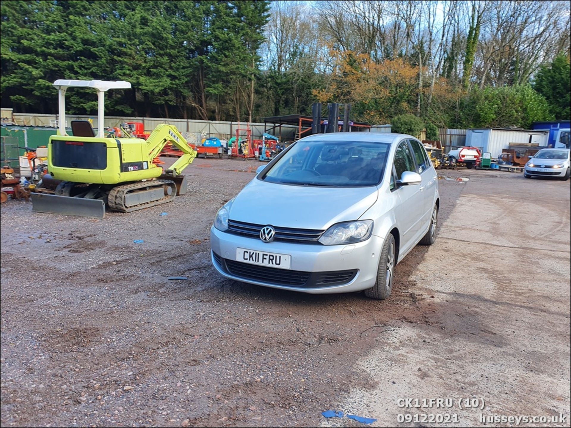 11/11 VOLKSWAGEN GOLF PLUS SE TDI - 1598cc 5dr Hatchback (Silver, 57k) - Image 10 of 32