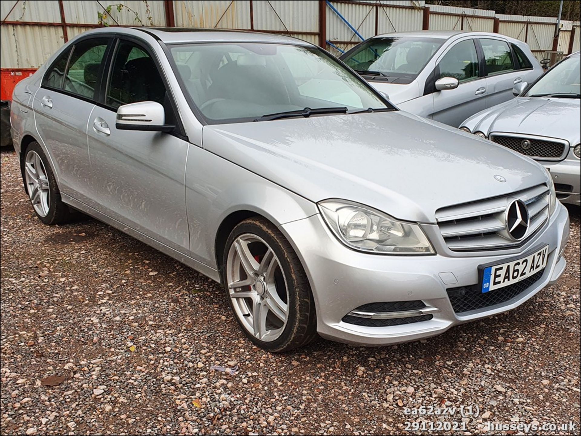 12/62 MERCEDES-BENZ C220 EXECUTIV SE CDI BLUE - 2143cc 4dr Saloon (Silver, 162k)