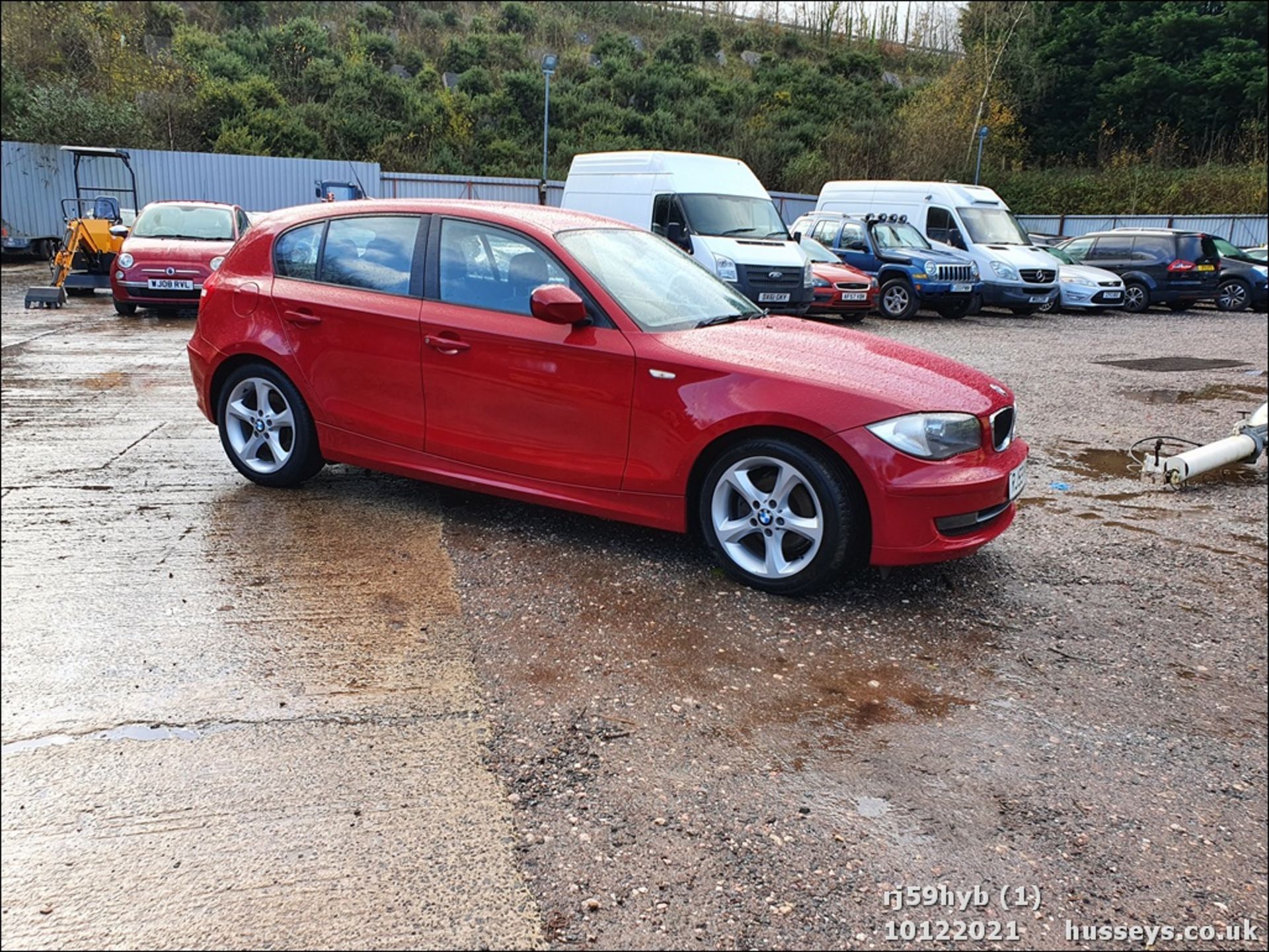 10/59 BMW 118D SPORT - 1995cc 5dr Hatchback (Red) - Image 2 of 39