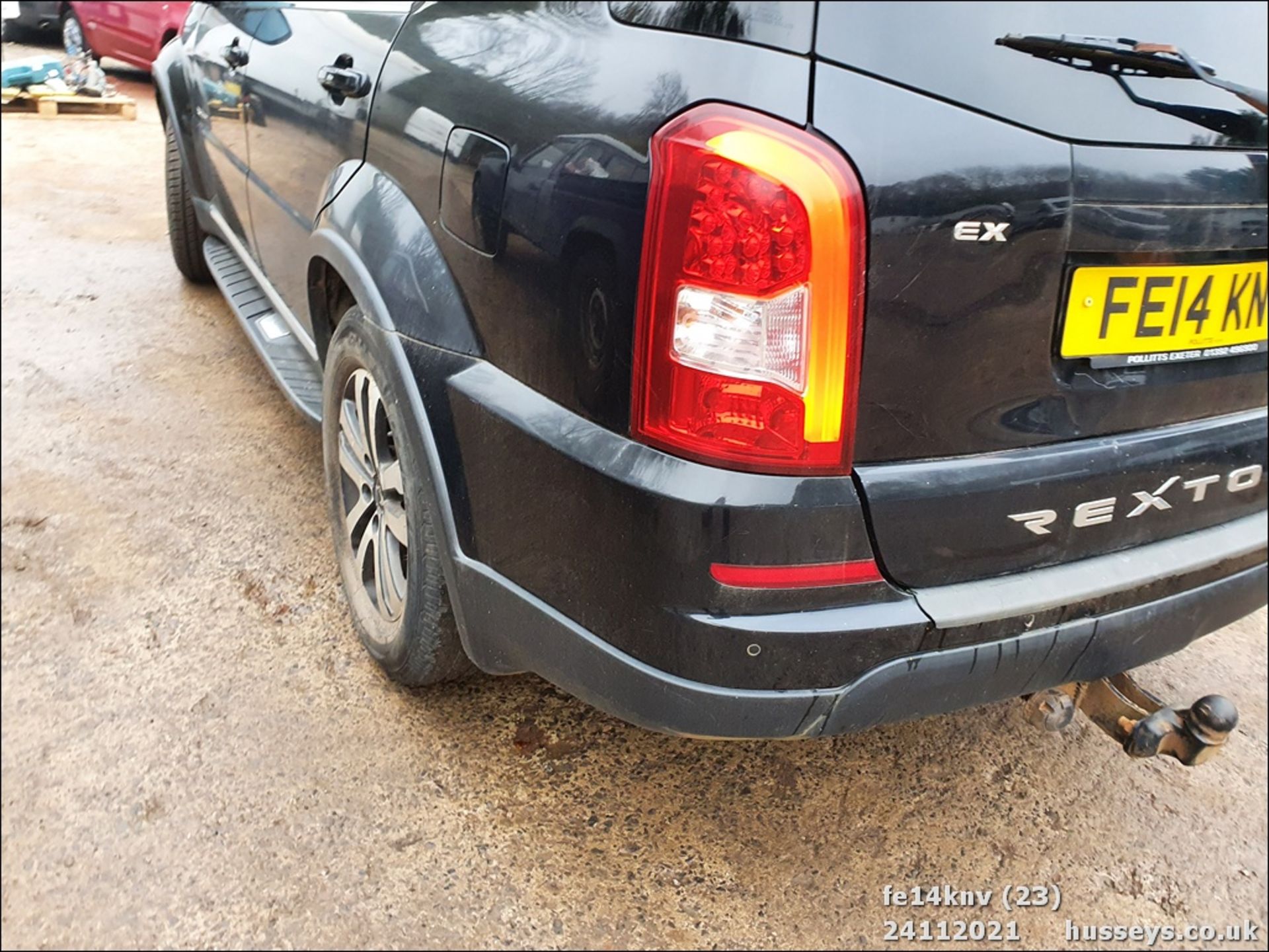 14/14 SSANGYONG REXTON EX AUTO - 1998cc 5dr Estate (Black) - Image 23 of 31