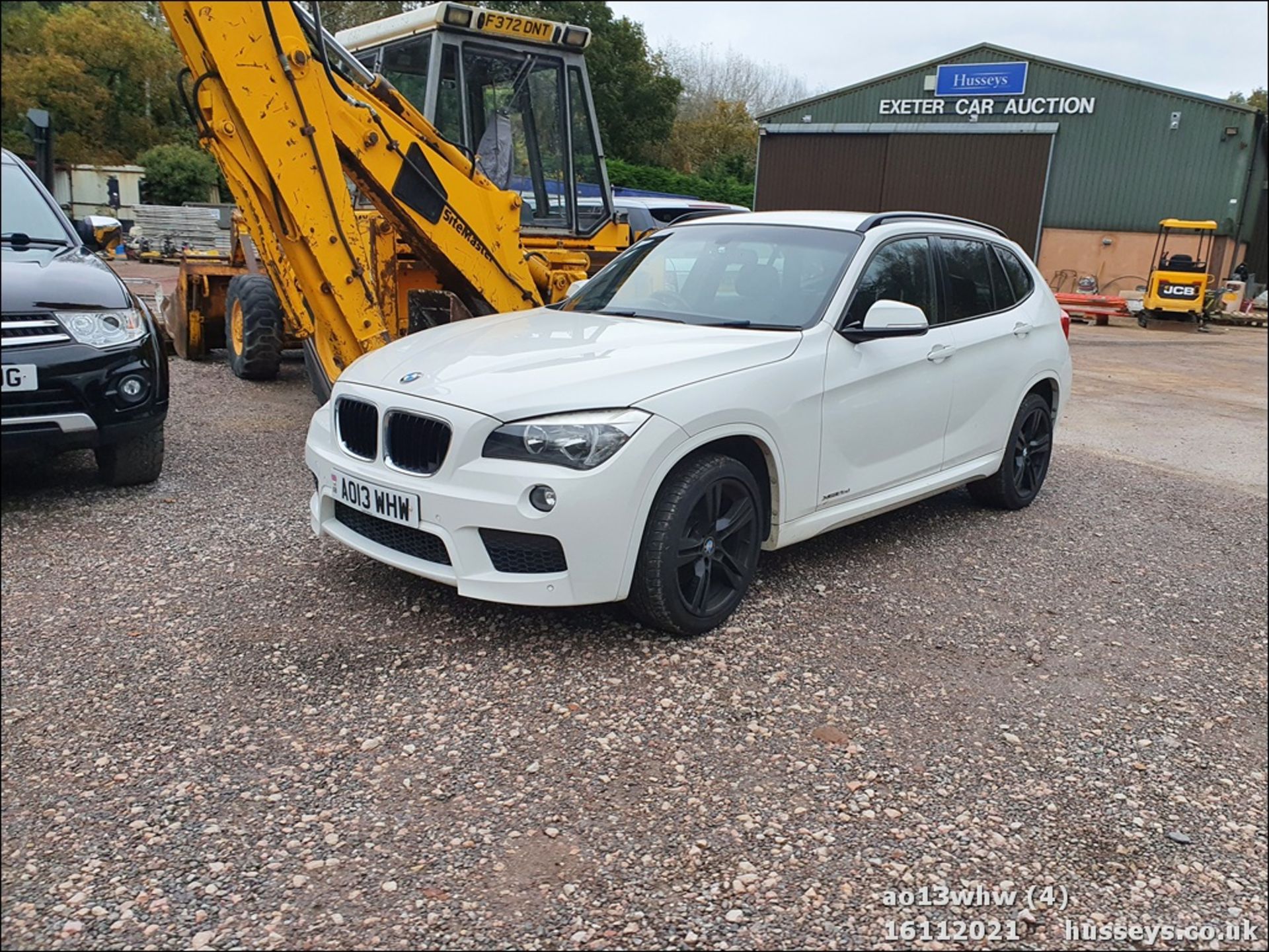 13/13 BMW X1 XDRIVE25D M SPORT AUTO - 1995cc 5dr Estate (White, 94k) - Image 4 of 27