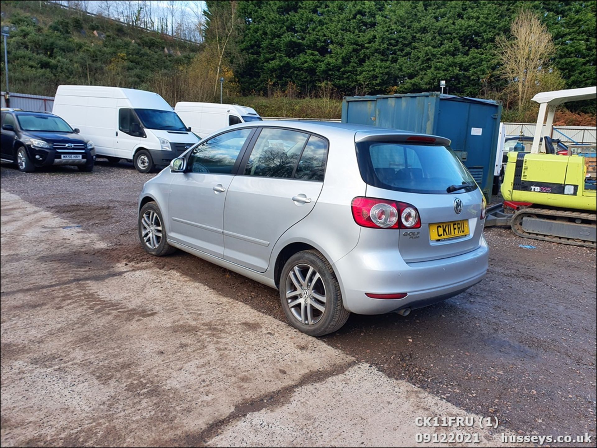 11/11 VOLKSWAGEN GOLF PLUS SE TDI - 1598cc 5dr Hatchback (Silver, 57k) - Image 4 of 32