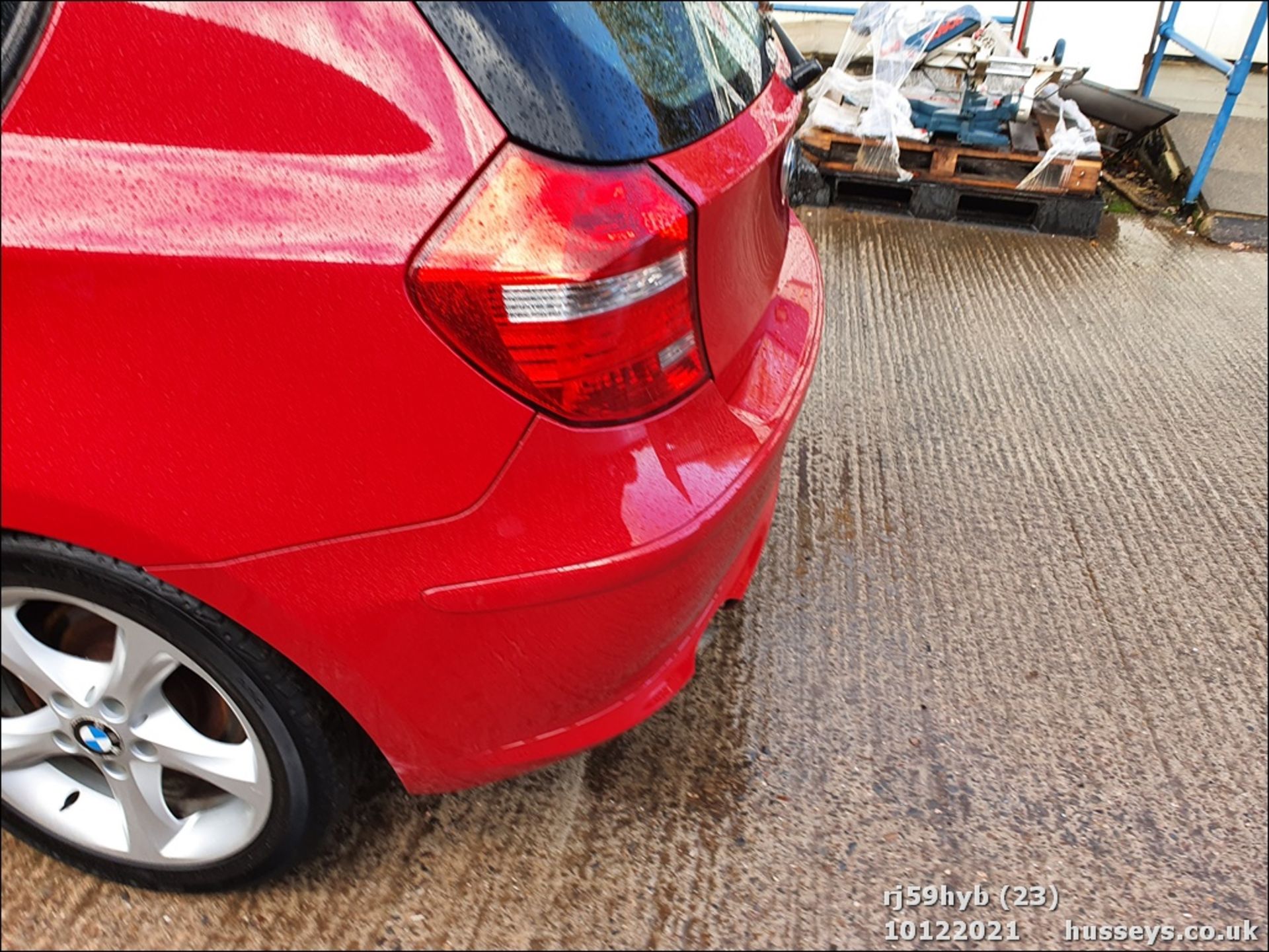 10/59 BMW 118D SPORT - 1995cc 5dr Hatchback (Red) - Image 23 of 39