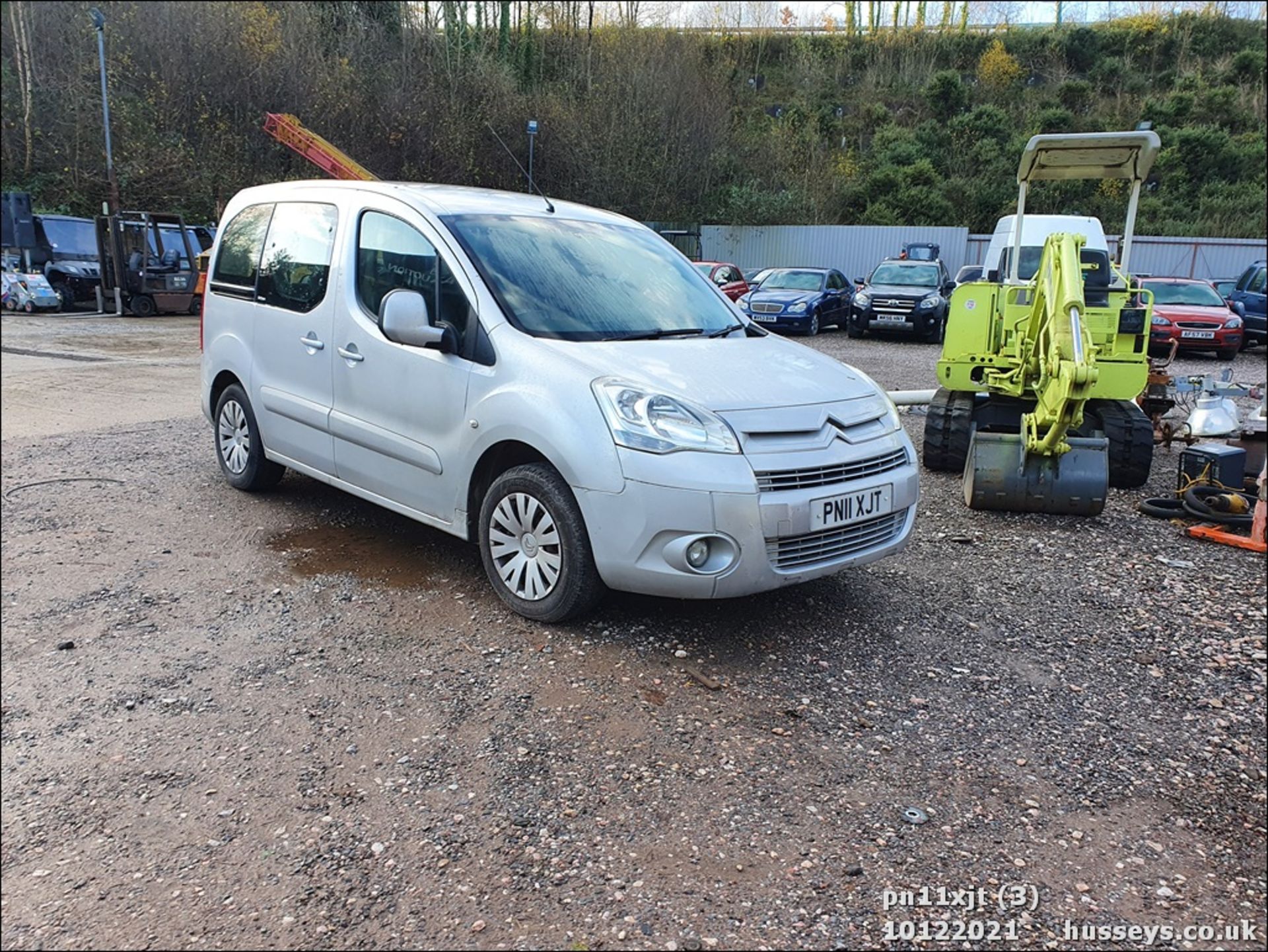 11/11 CITROEN BERLINGO MSPACE VTR HDI74 - 1560cc 5dr MPV (Silver) - Image 2 of 31