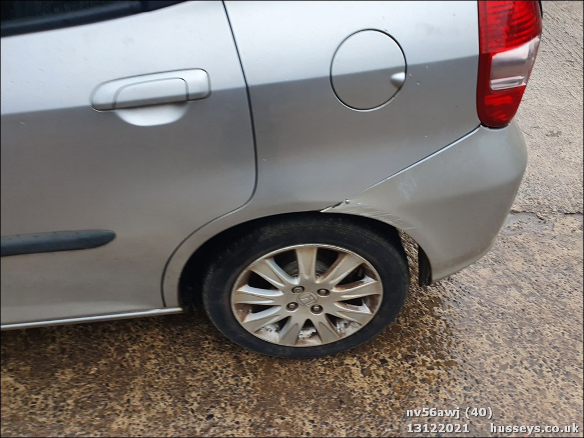 06/56 HONDA JAZZ SE - 1339cc 5dr Hatchback (Silver, 87k) - Image 41 of 44