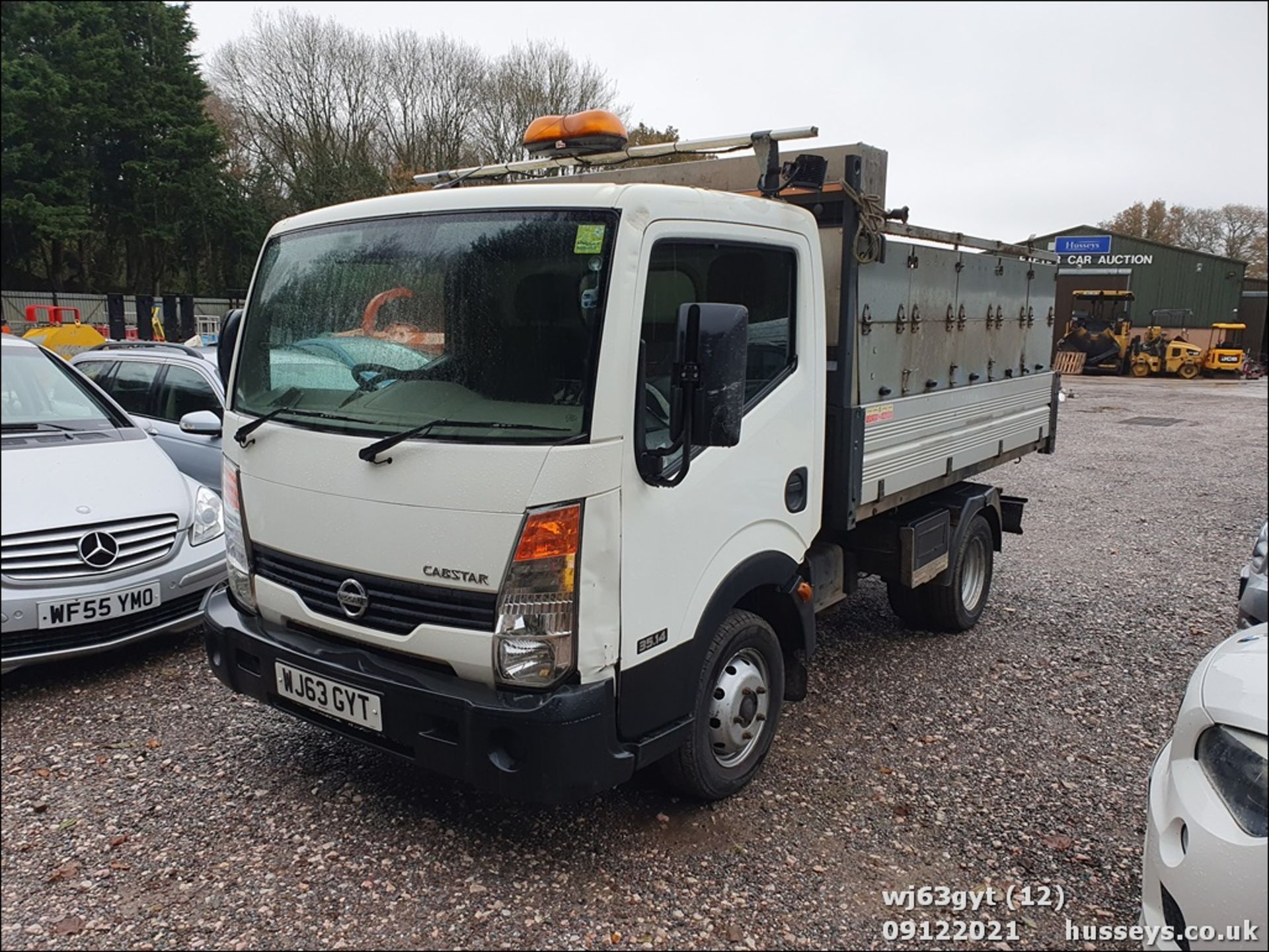 13/63 NISSAN CABSTAR 35.14 S/C SWB - 2488cc Tipper (White, 123k) - Image 12 of 17