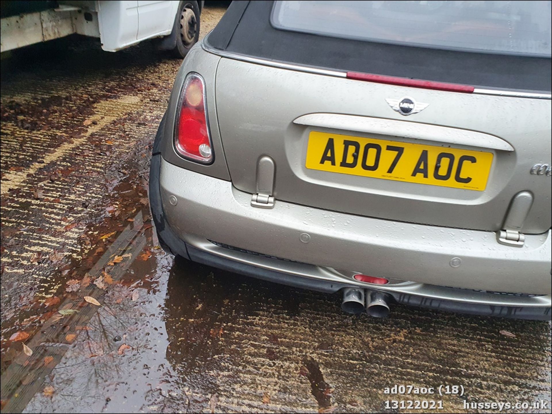 07/07 MINI COOPER S SIDEWALK - 1598cc 2dr Convertible (Silver) - Image 18 of 30