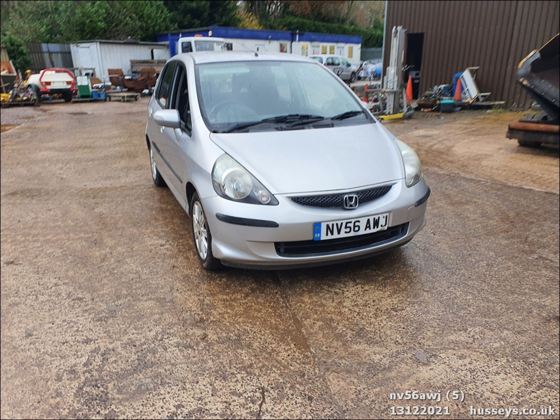 06/56 HONDA JAZZ SE - 1339cc 5dr Hatchback (Silver, 87k) - Image 6 of 44