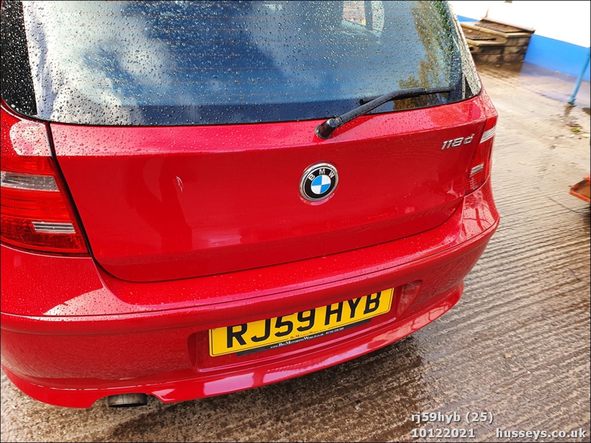 10/59 BMW 118D SPORT - 1995cc 5dr Hatchback (Red) - Image 26 of 39