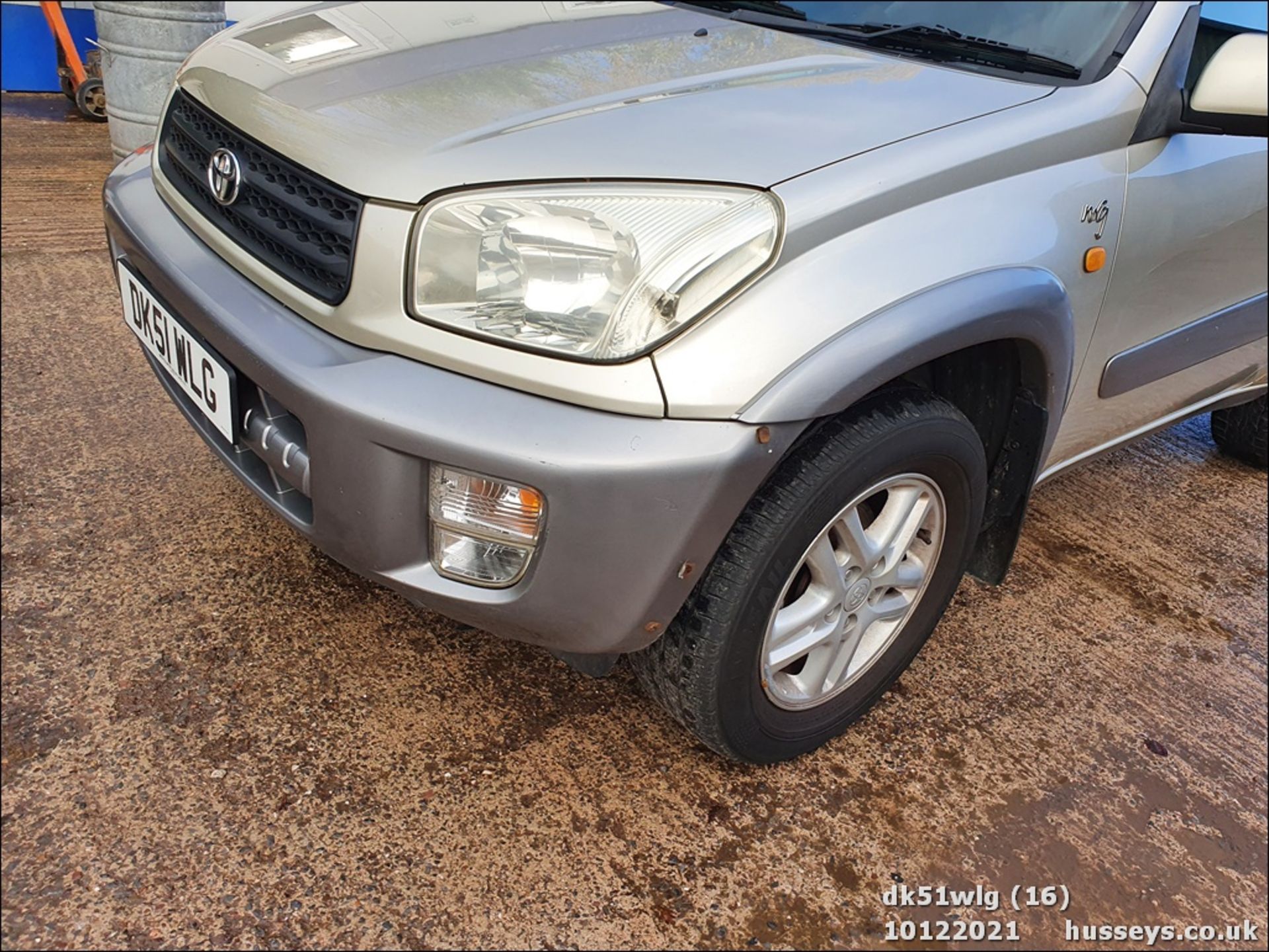 01/51 TOYOTA RAV4 NRG VVTI - 1998cc 3dr Estate (Beige, 143k) - Image 16 of 24