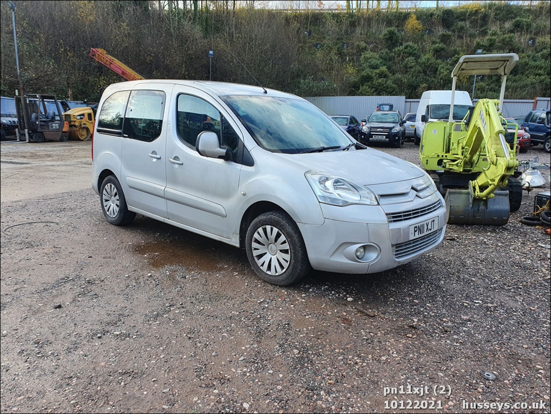 11/11 CITROEN BERLINGO MSPACE VTR HDI74 - 1560cc 5dr MPV (Silver) - Image 5 of 31