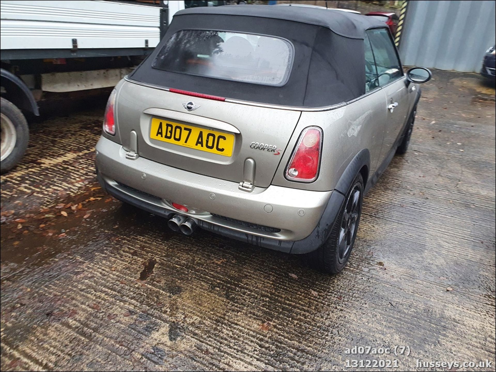 07/07 MINI COOPER S SIDEWALK - 1598cc 2dr Convertible (Silver) - Image 7 of 30