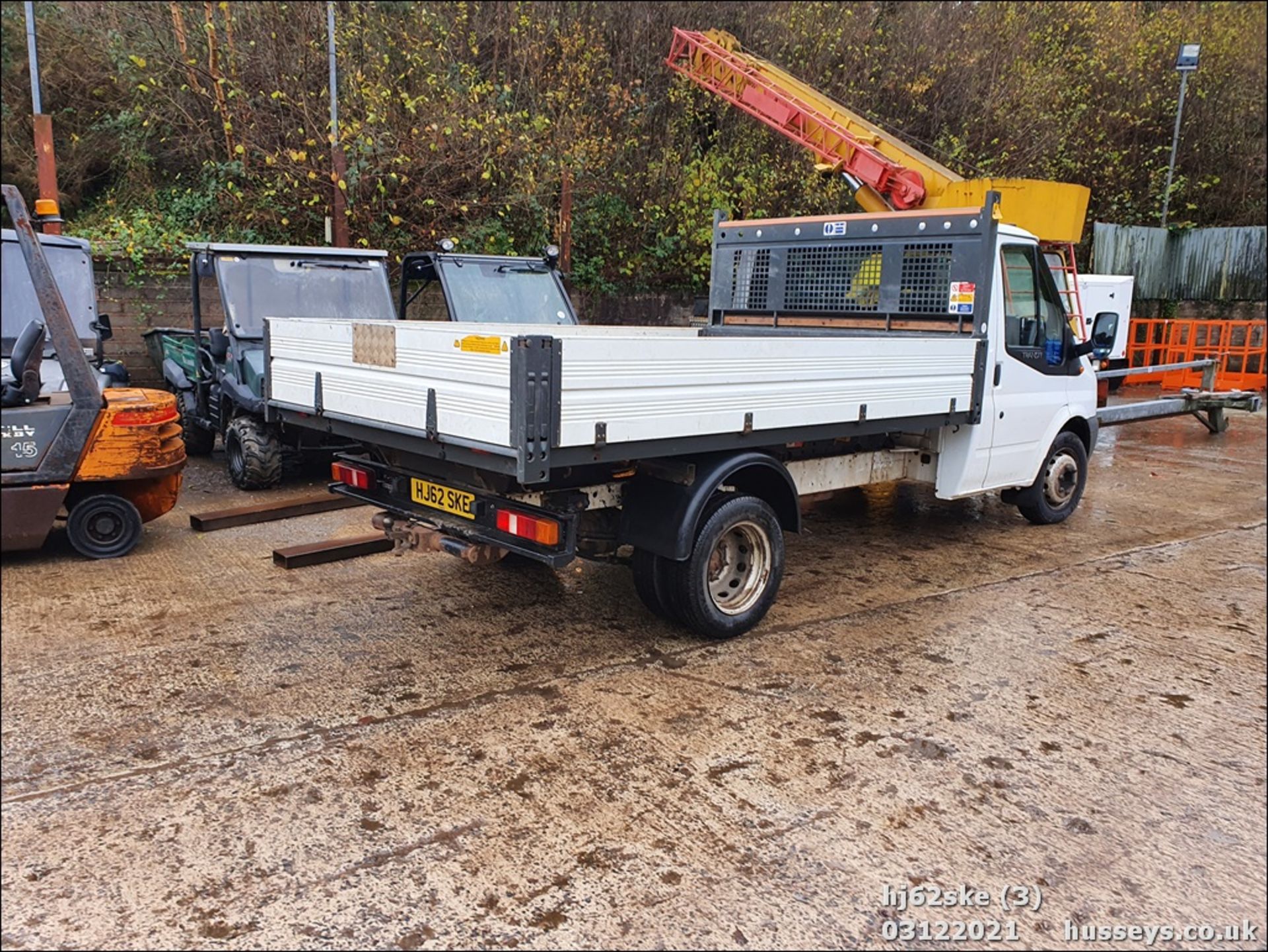 12/62 FORD TRANSIT 125 T350 RWD - 2198cc 2dr Tipper (White, 133k) - Image 4 of 16
