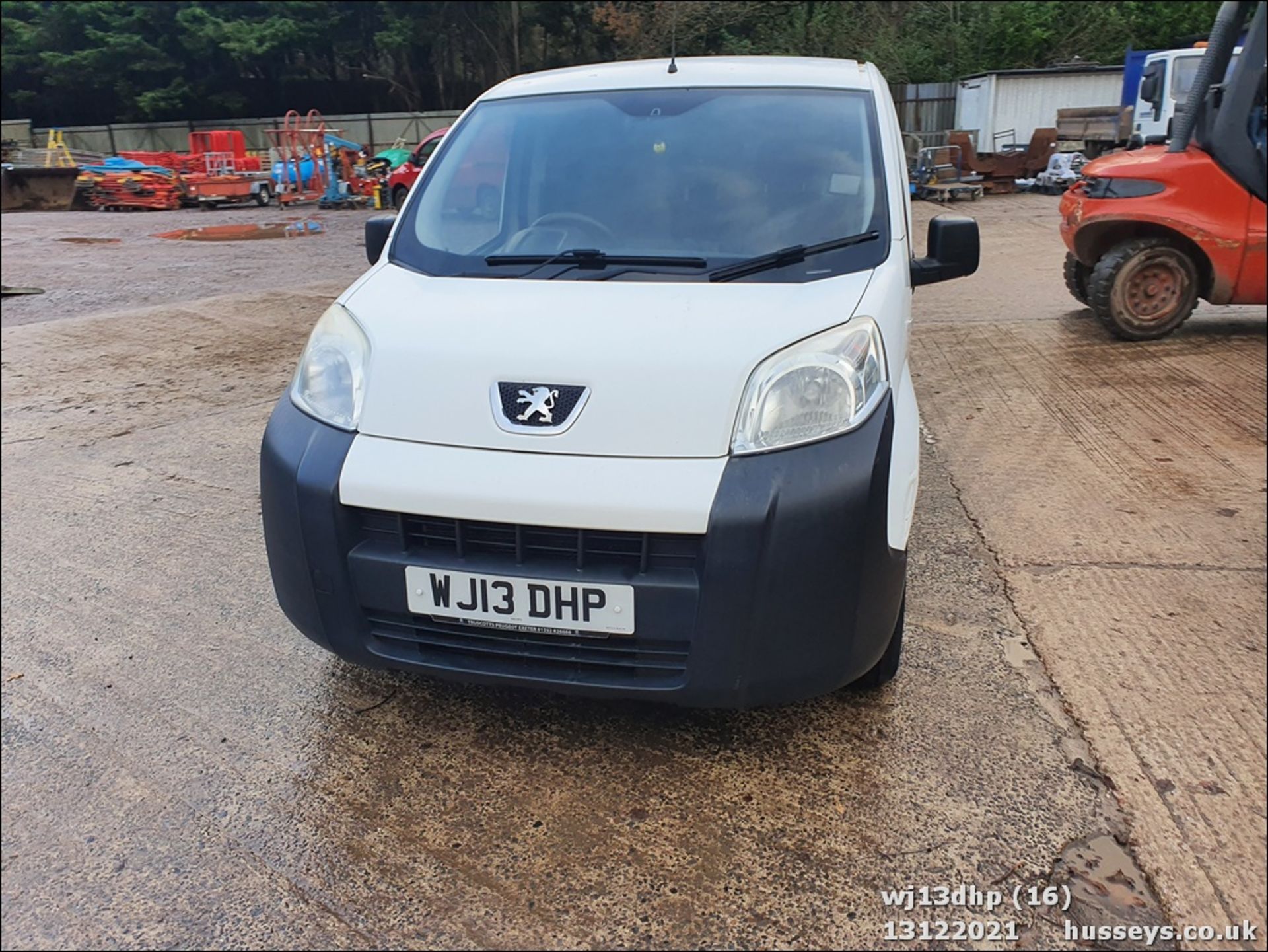 13/13 PEUGEOT BIPPER SE HDI S-A - 1248cc 5dr Van (White, 64k) - Image 17 of 29