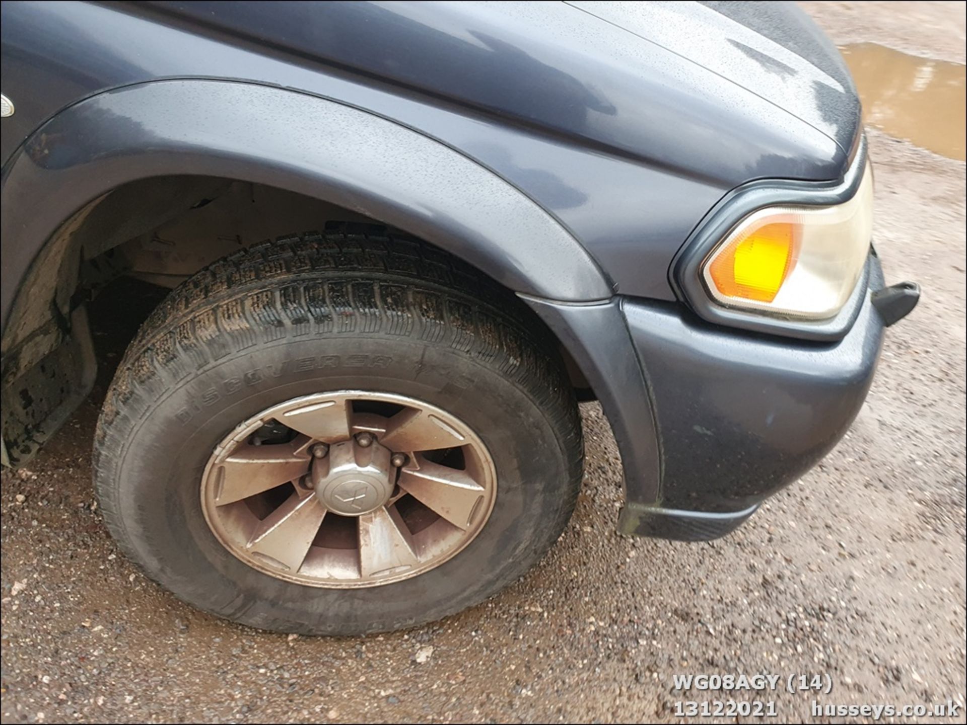 06/06 MITSUBISHI SHOGUN SPORT EQUIPPE TD - 2477cc 5dr Estate (Grey, 104k) - Image 15 of 29