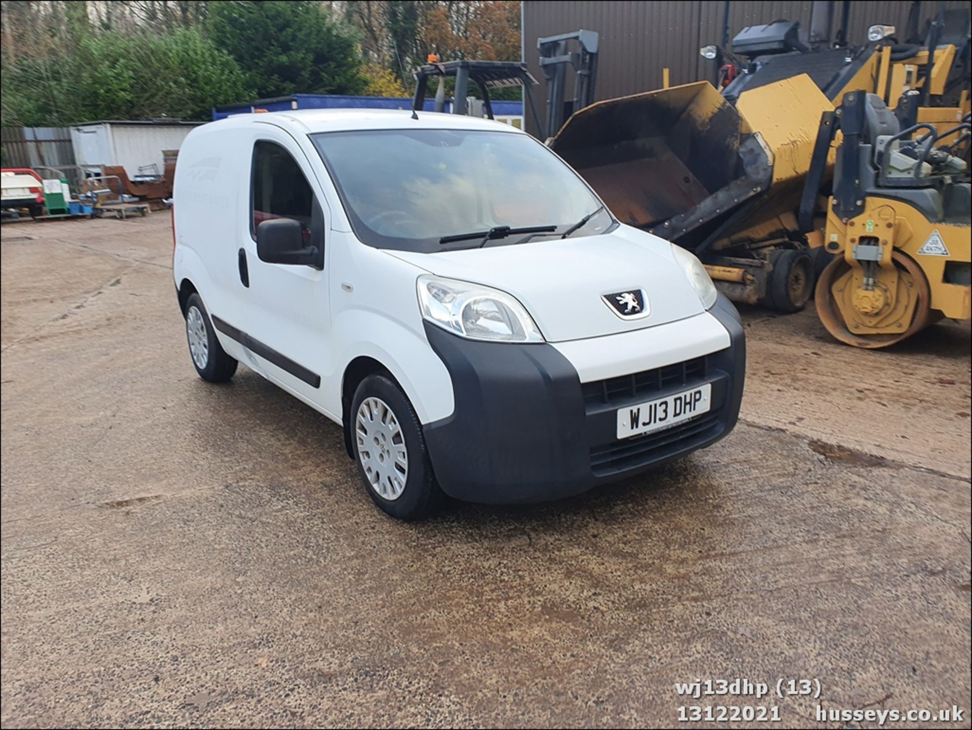 13/13 PEUGEOT BIPPER SE HDI S-A - 1248cc 5dr Van (White, 64k) - Image 14 of 29